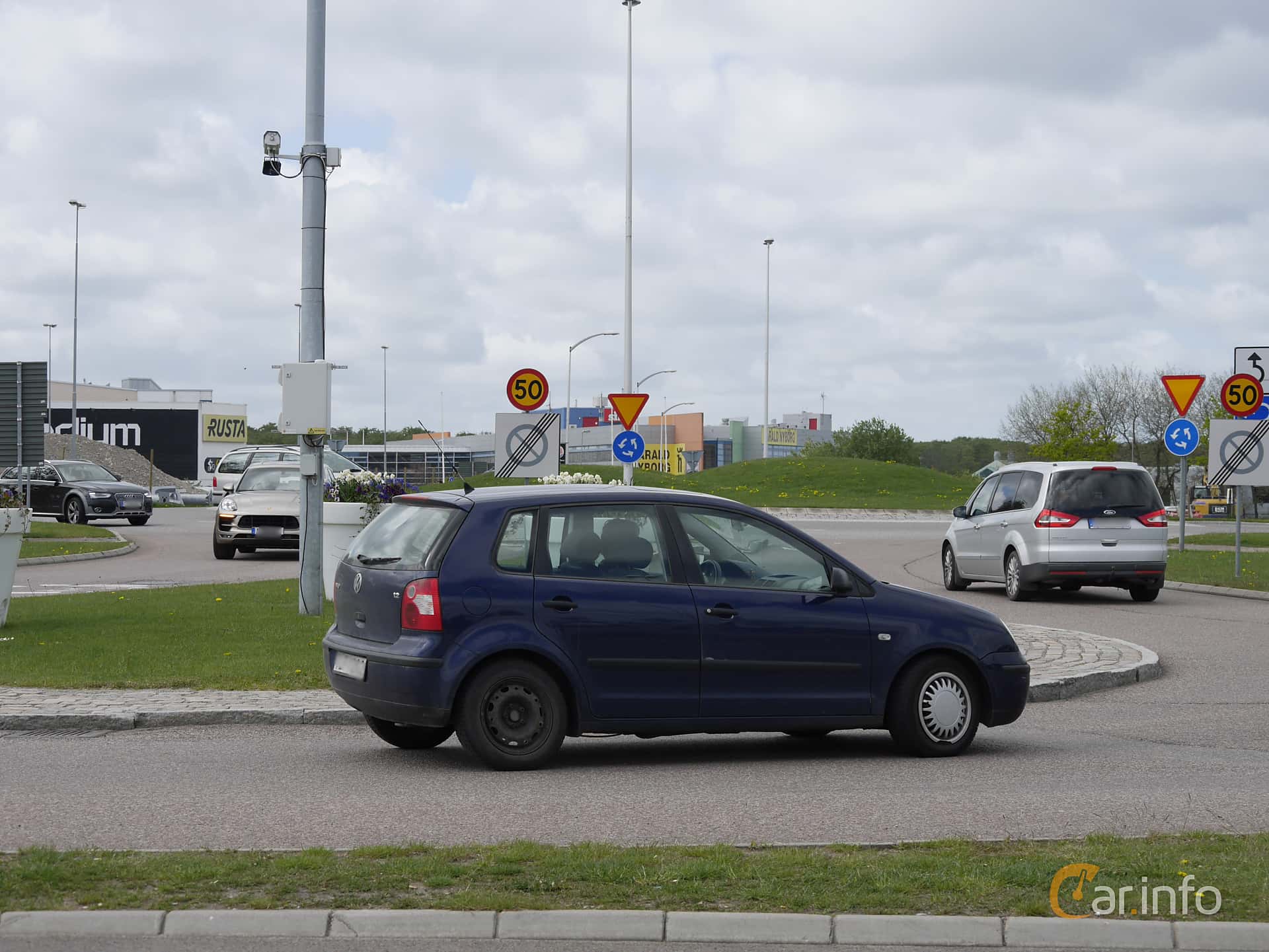 Volkswagen Polo 5-door 1.2 Manual, 64hp, 2002