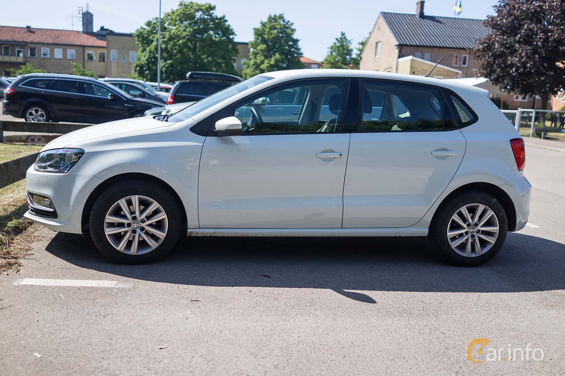 Volkswagen Polo 5-door generation V Facelift (Typ 6R) 1.2 TSI DSG Sequential, 7-speed