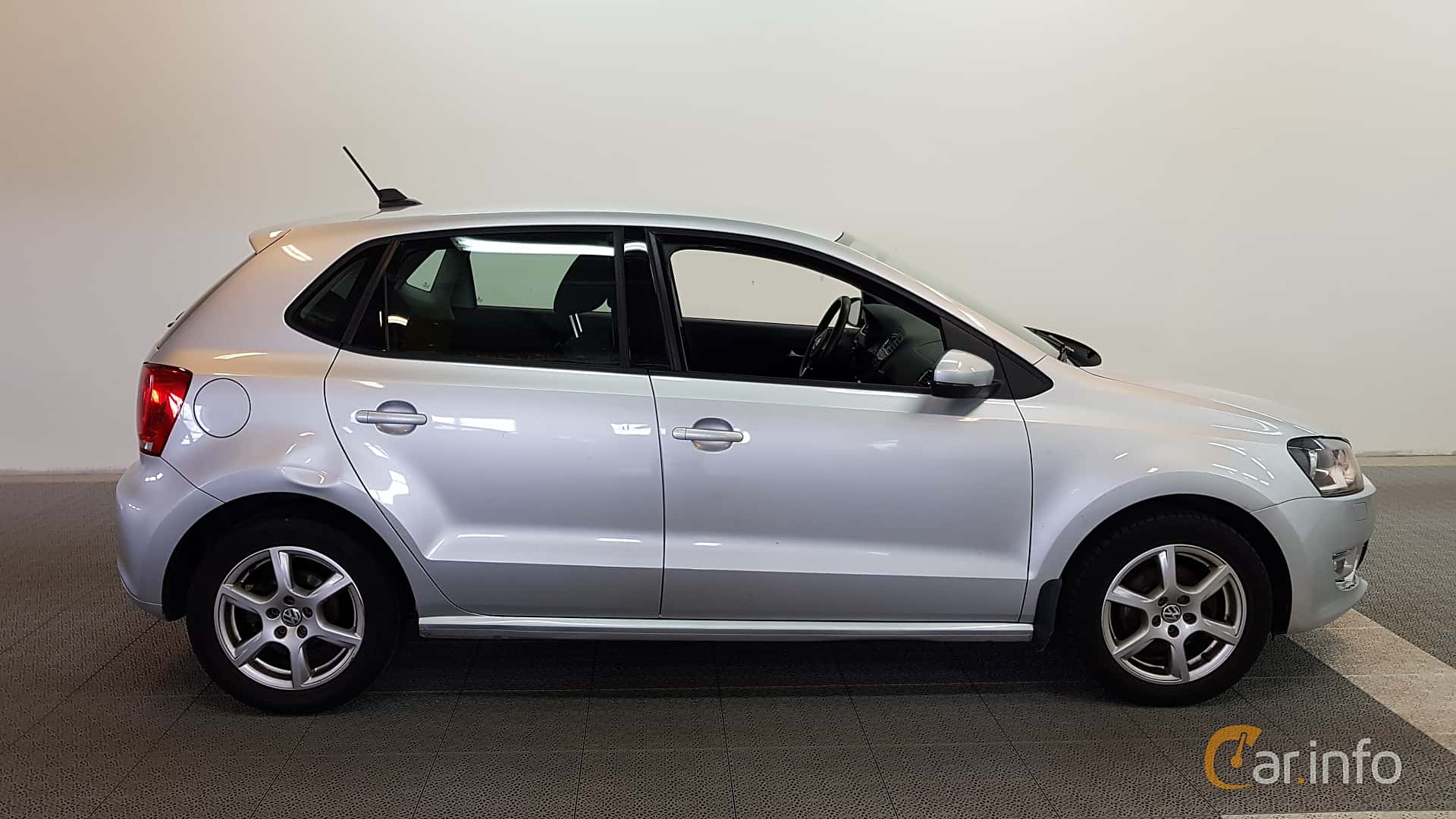 Volkswagen Polo 5-door 1.4 DSG Sequential, 86hp, 2014