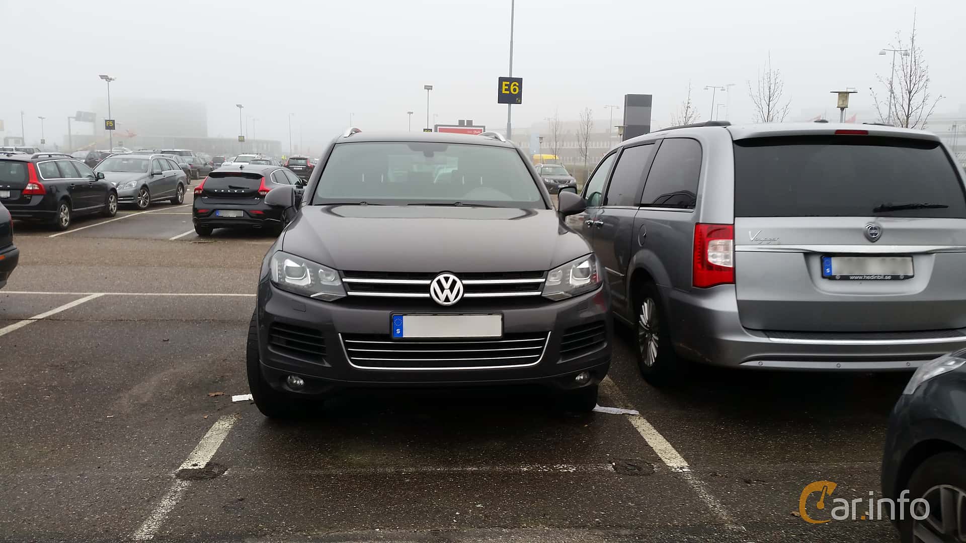 Volkswagen Touareg 3.0 V6 TDI BlueMotion 4Motion Automatic, 245hp, 2012