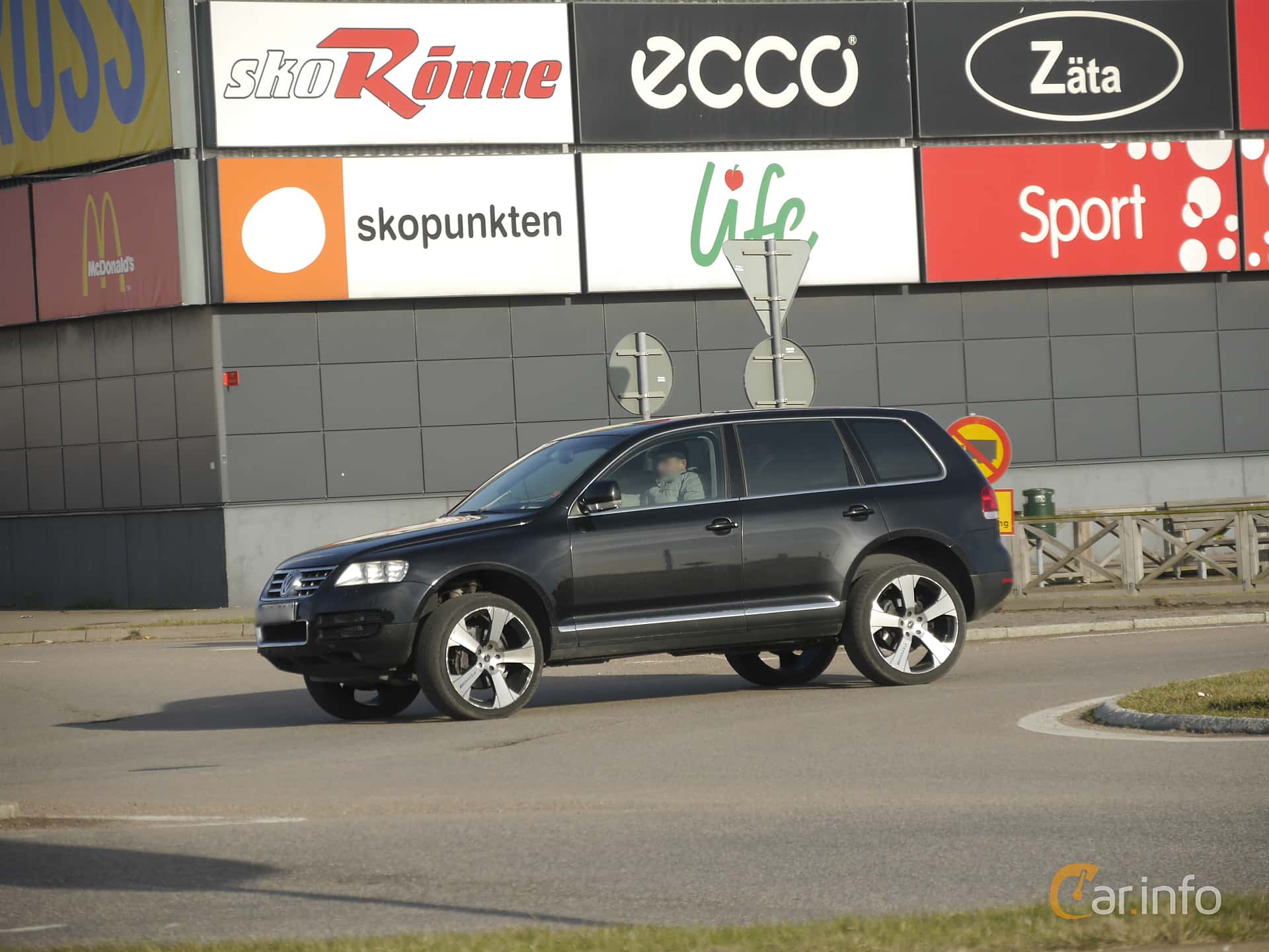 Volkswagen Touareg generation I (Typ 7L) 5.0 V10 TDI 4Motion TipTronic, 6-speed