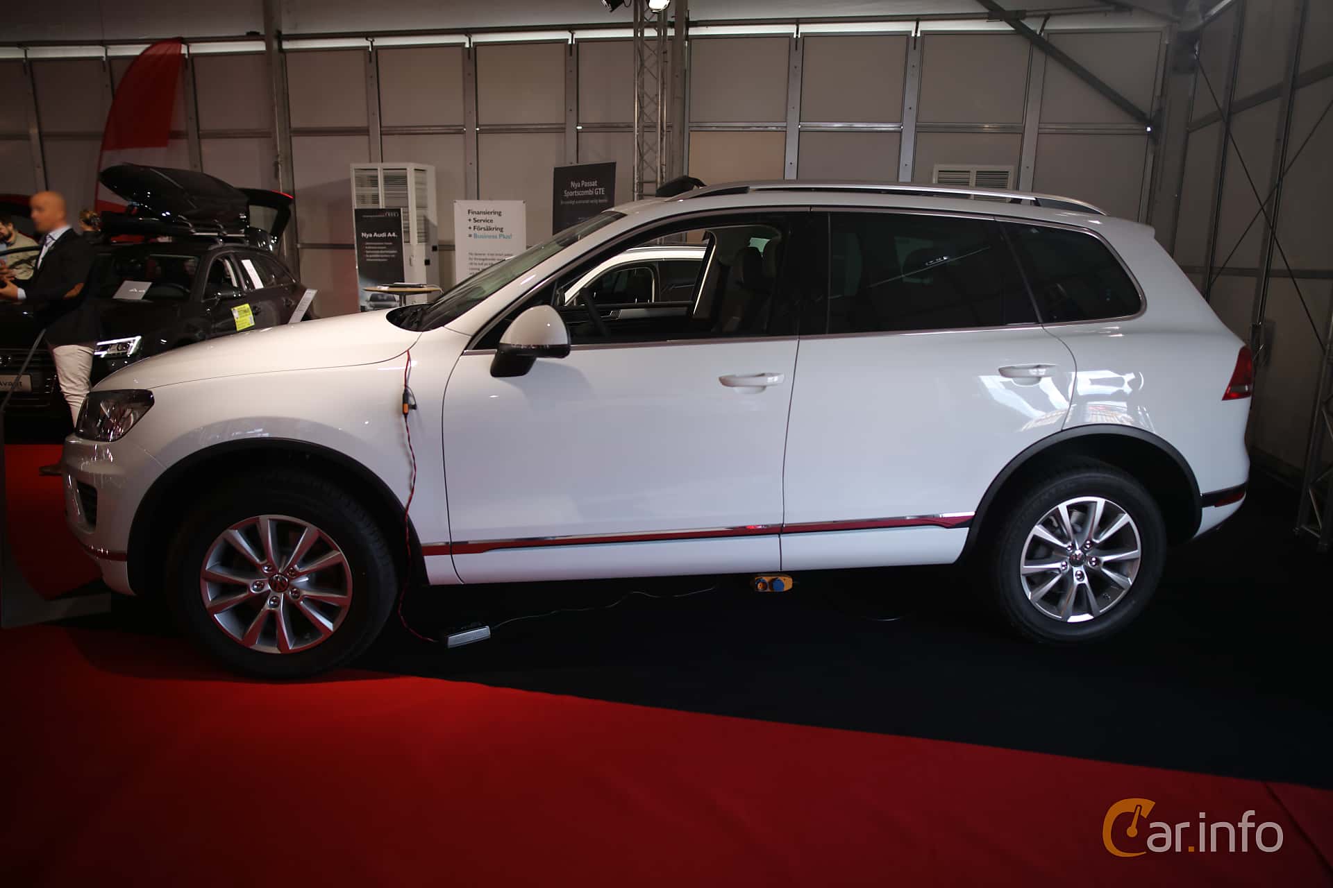 Volkswagen Touareg generation II Facelift (Typ 7P) 3.0 V6 TDI 4Motion Automatic, 8-speed