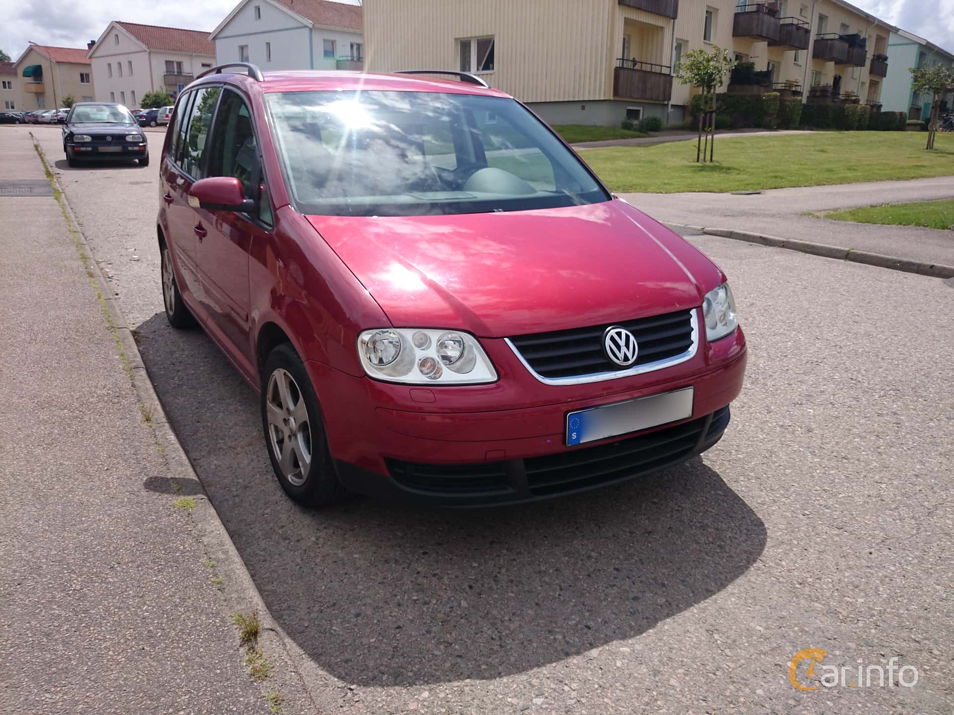 Volkswagen Touran 1.6 FSI I (Typ 1T)