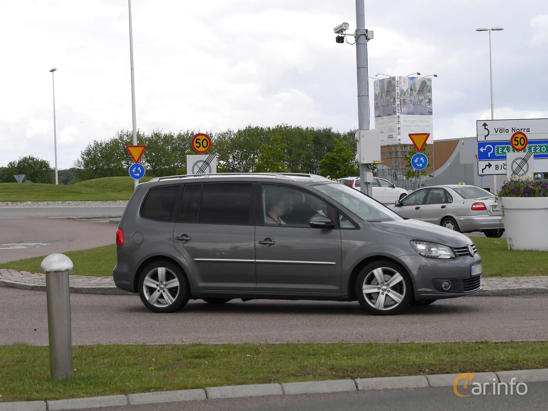 Volkswagen Touran 2.0 TDI  DSG Sequential, 170hp, 2013