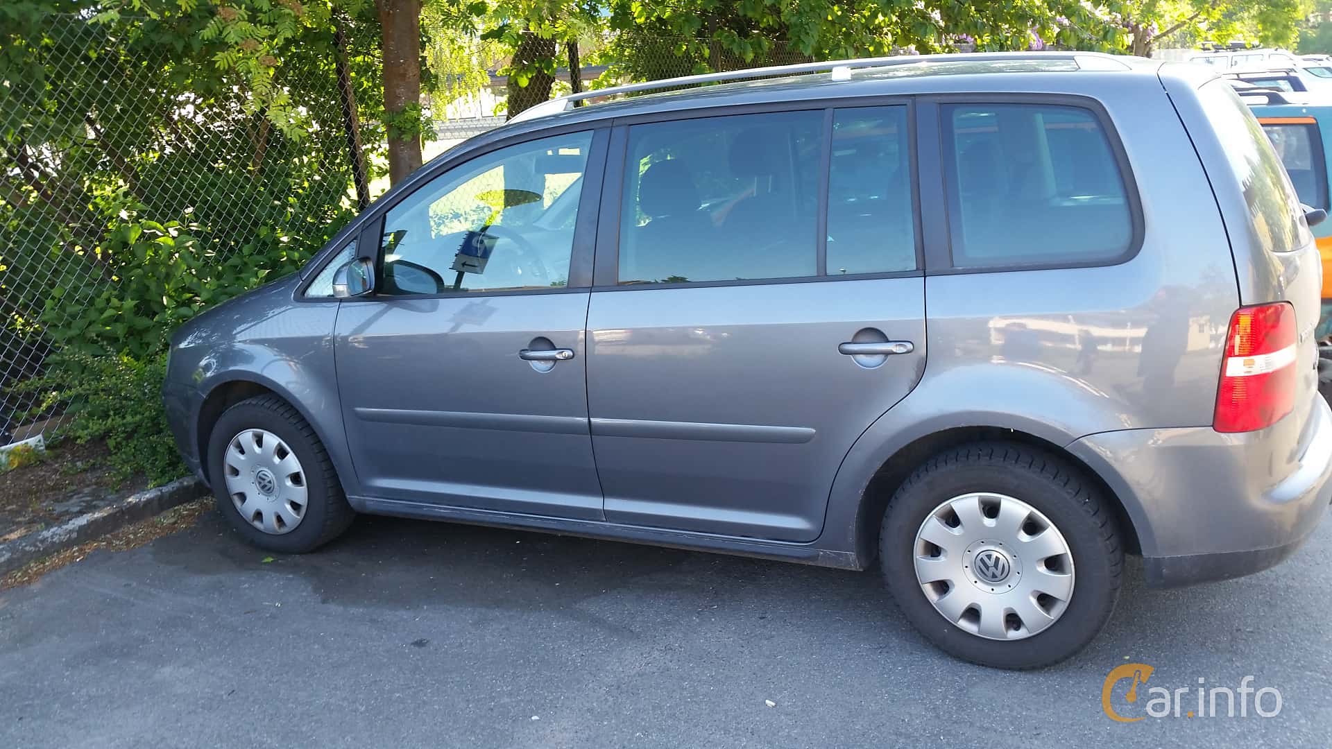 Volkswagen Touran 2.0 TDI I (Typ 1T)