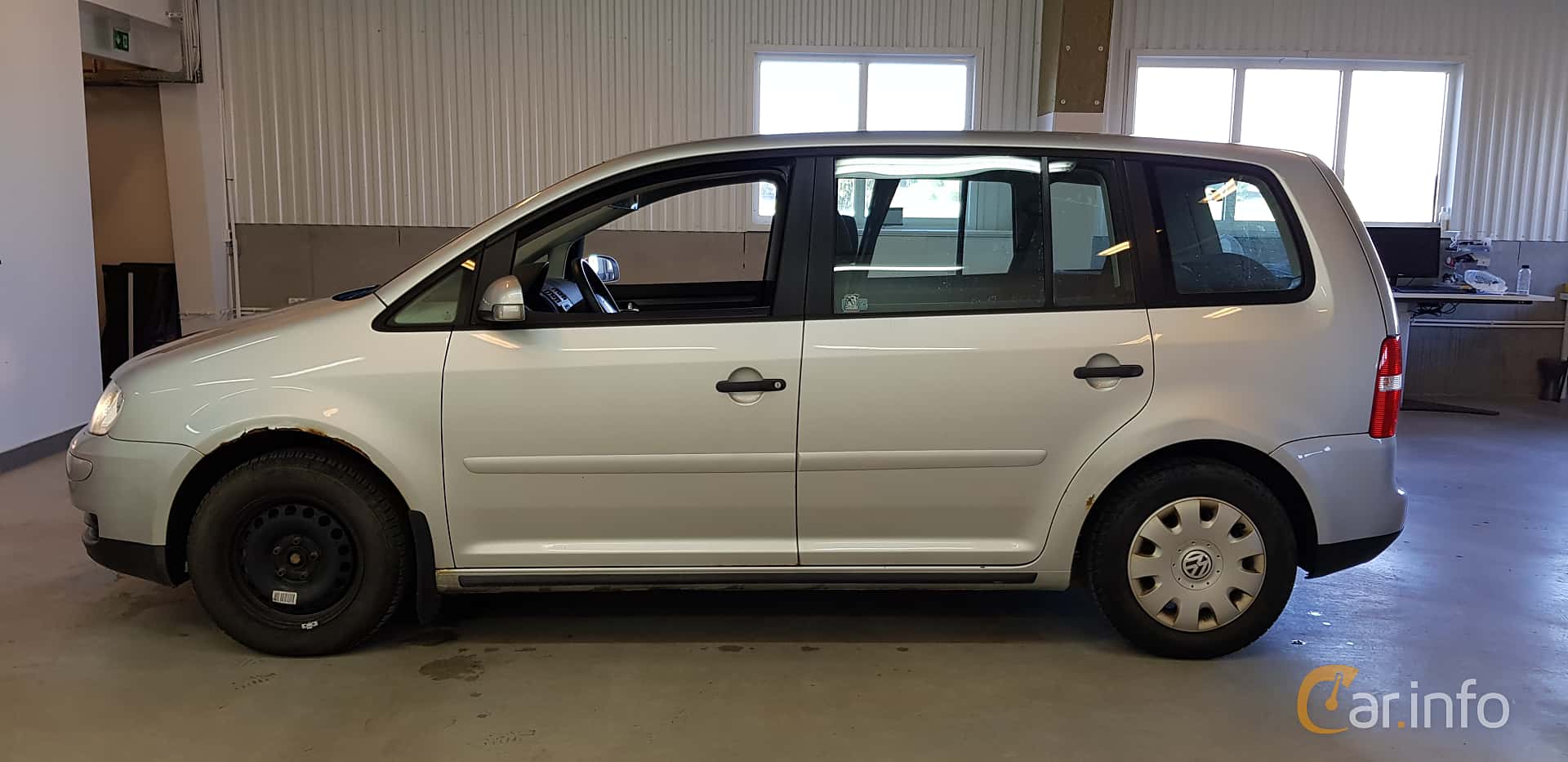 Volkswagen Touran 1.6 I (Typ 1T)