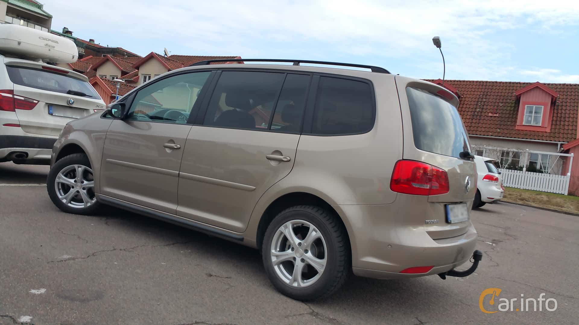 Volkswagen Touran 1.6 TDI BlueMotion generation I GP2, DSG Sequential, 7-speed