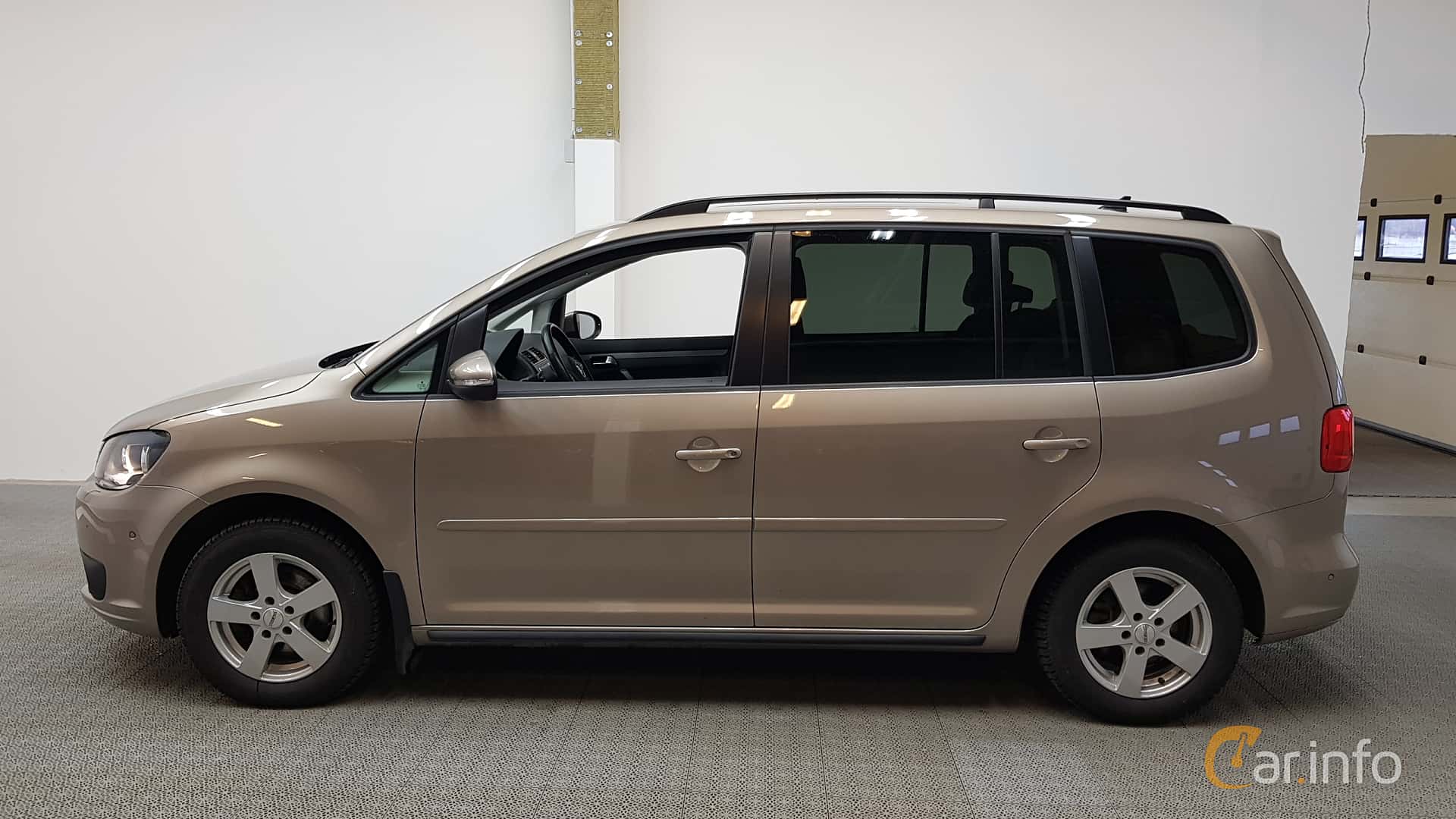 Volkswagen Touran 1.6 TDI BlueMotion 105hp, 2015