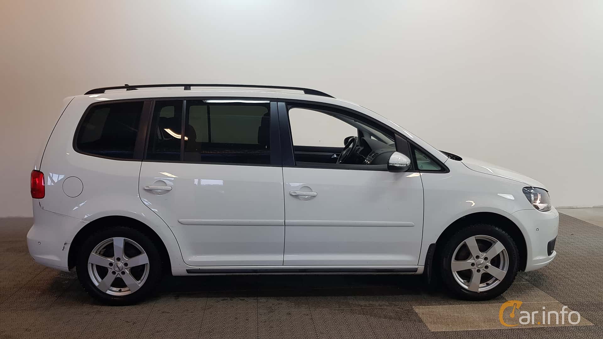 Volkswagen Touran 1.6 TDI BlueMotion 105hp, 2014
