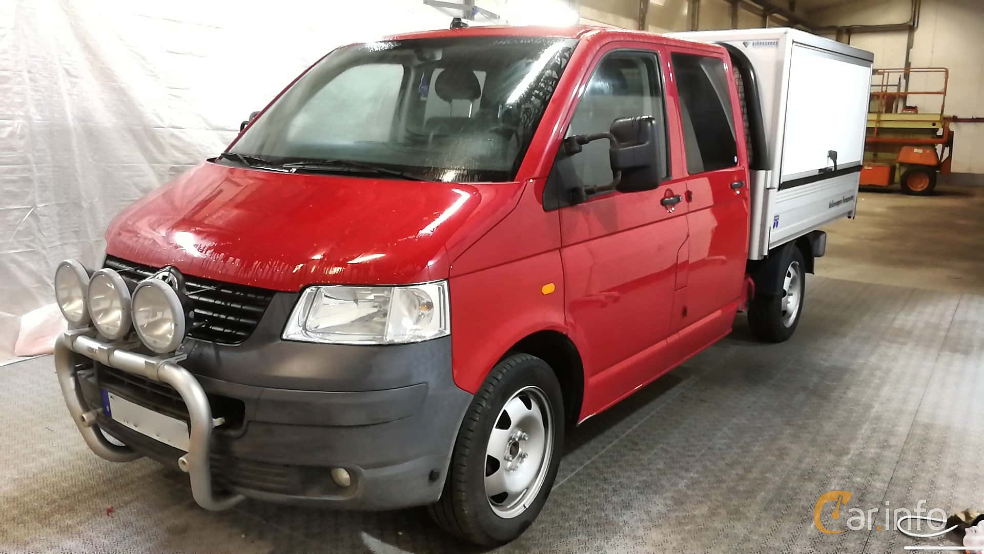 Volkswagen Transporter Chassi Double Cab 2.5 TDI DPF 131hp, 2004