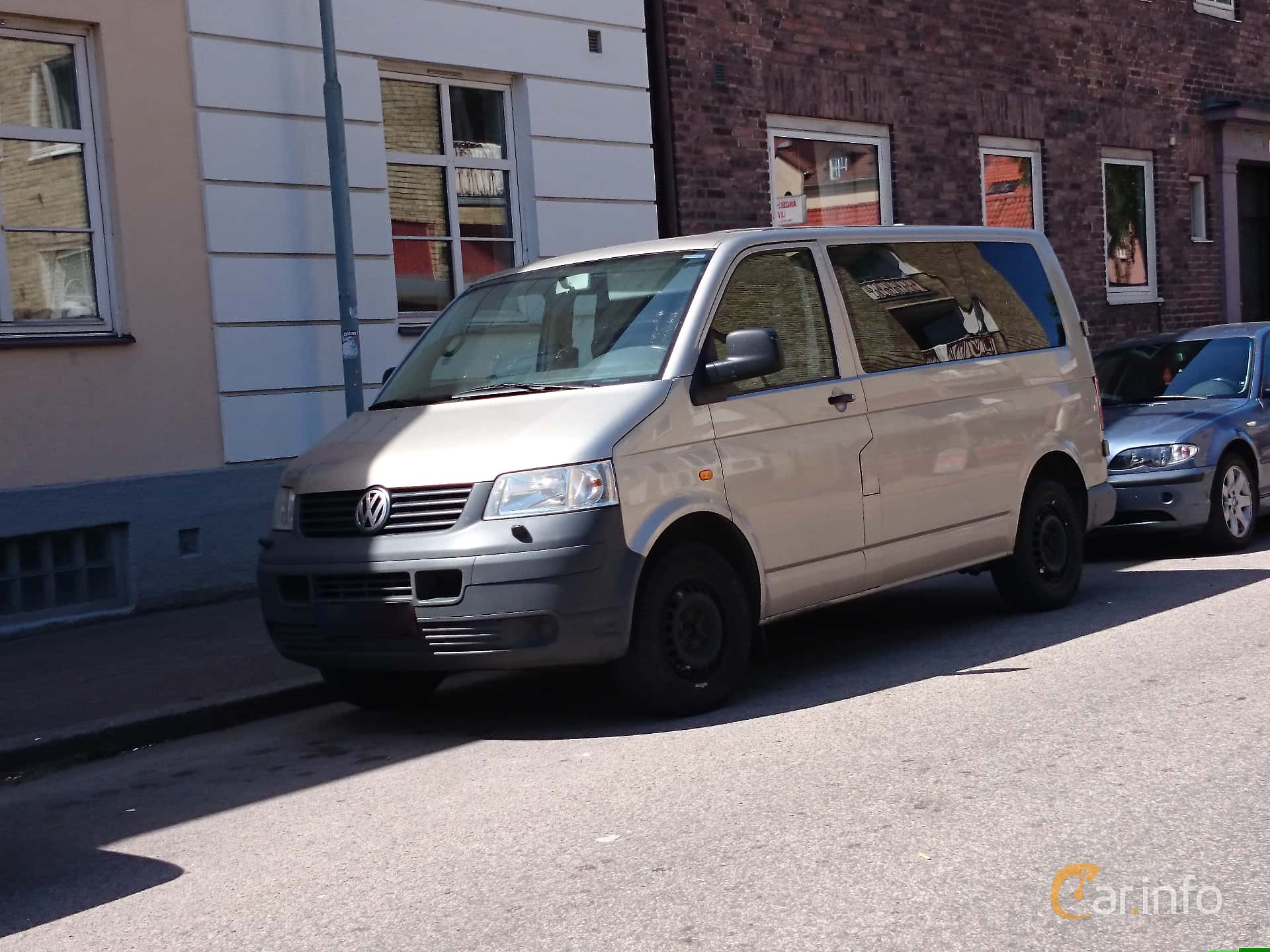 Volkswagen Transporter 2.5 TDI DPF Manual, 131hp, 2004