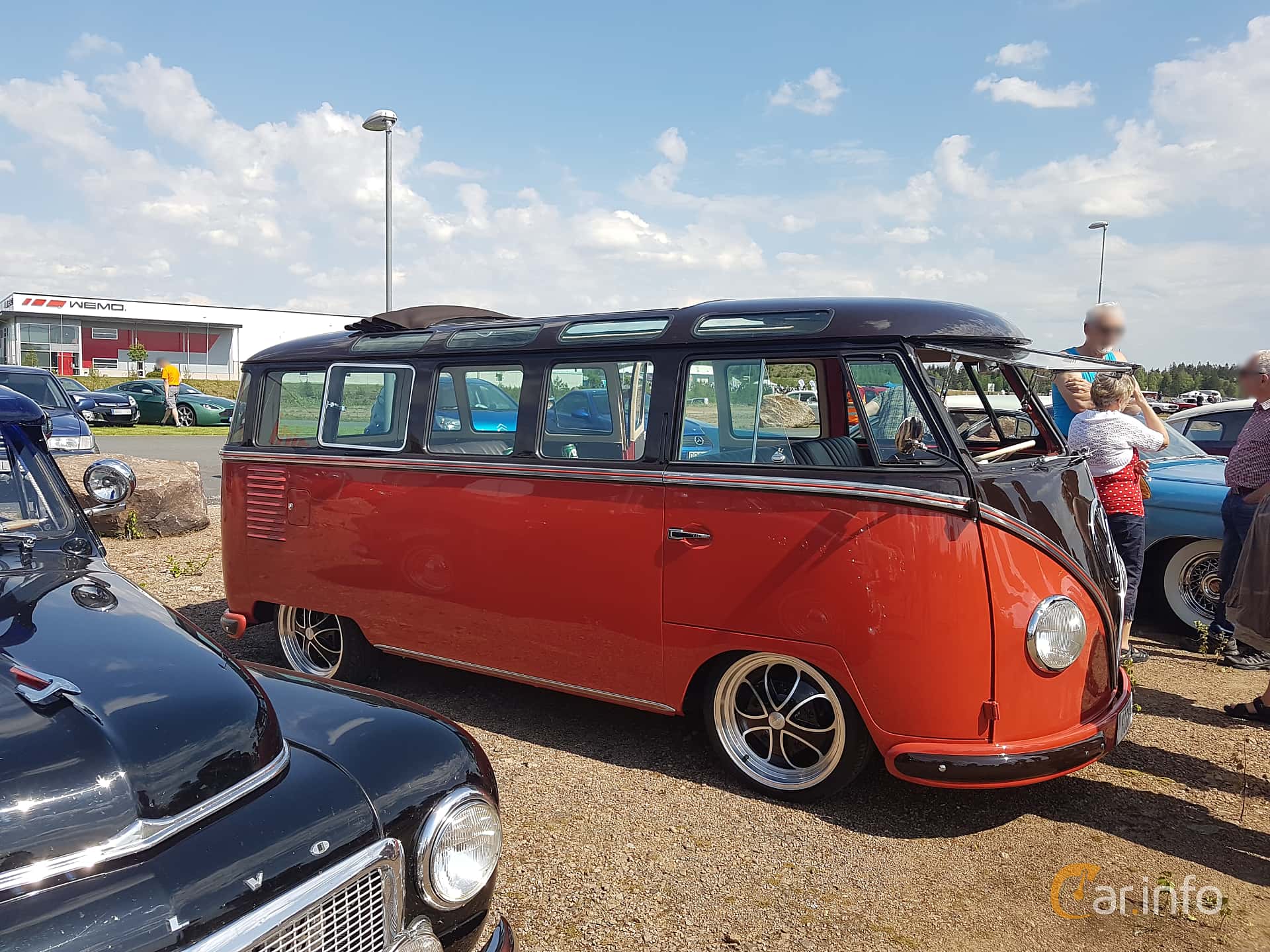 Volkswagen Transporter 1200 Minibus Manual, 4-speed
