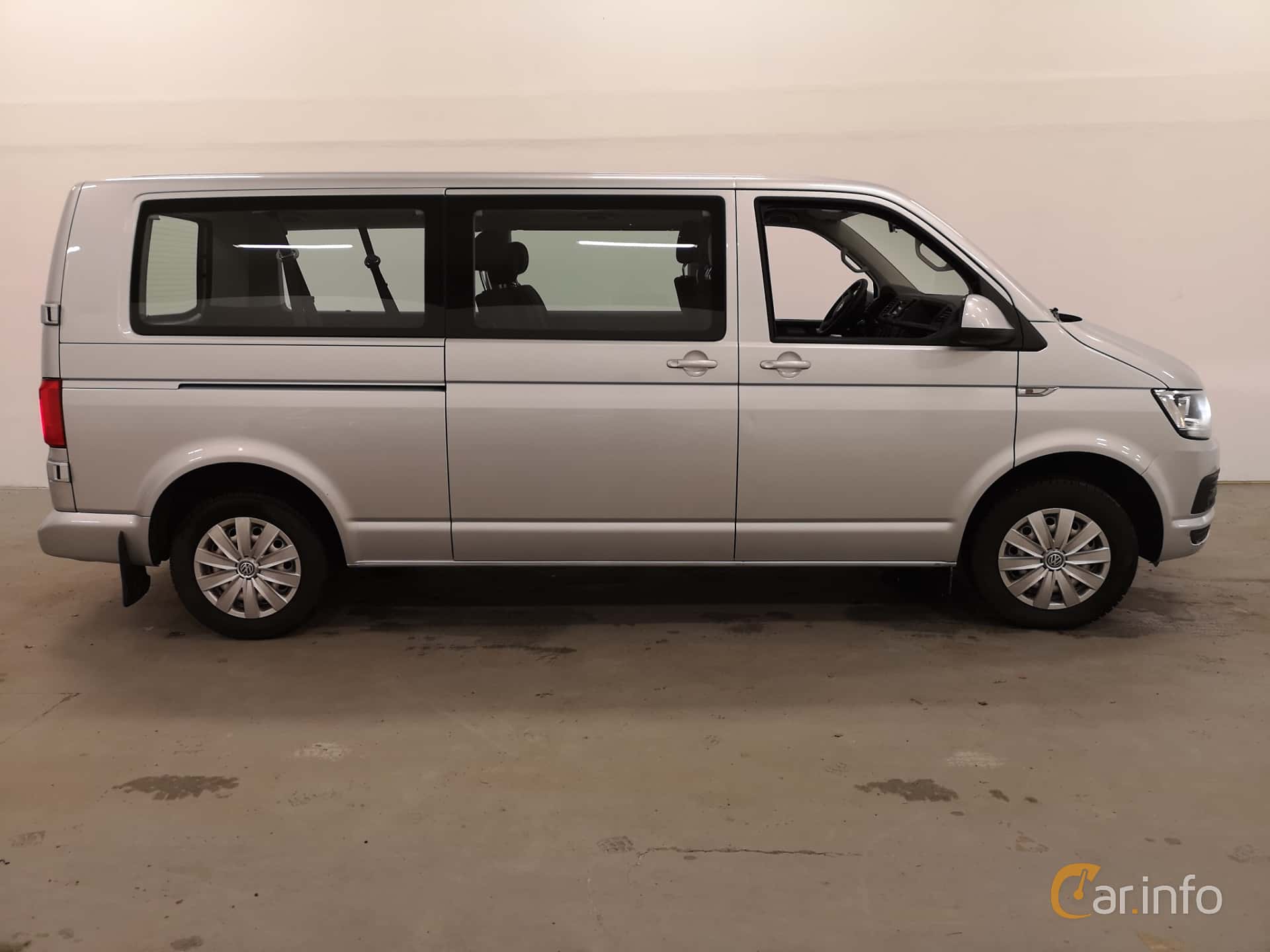 Volkswagen Transporter Combi generation T6 2.0 TDI  Manual, 6-speed