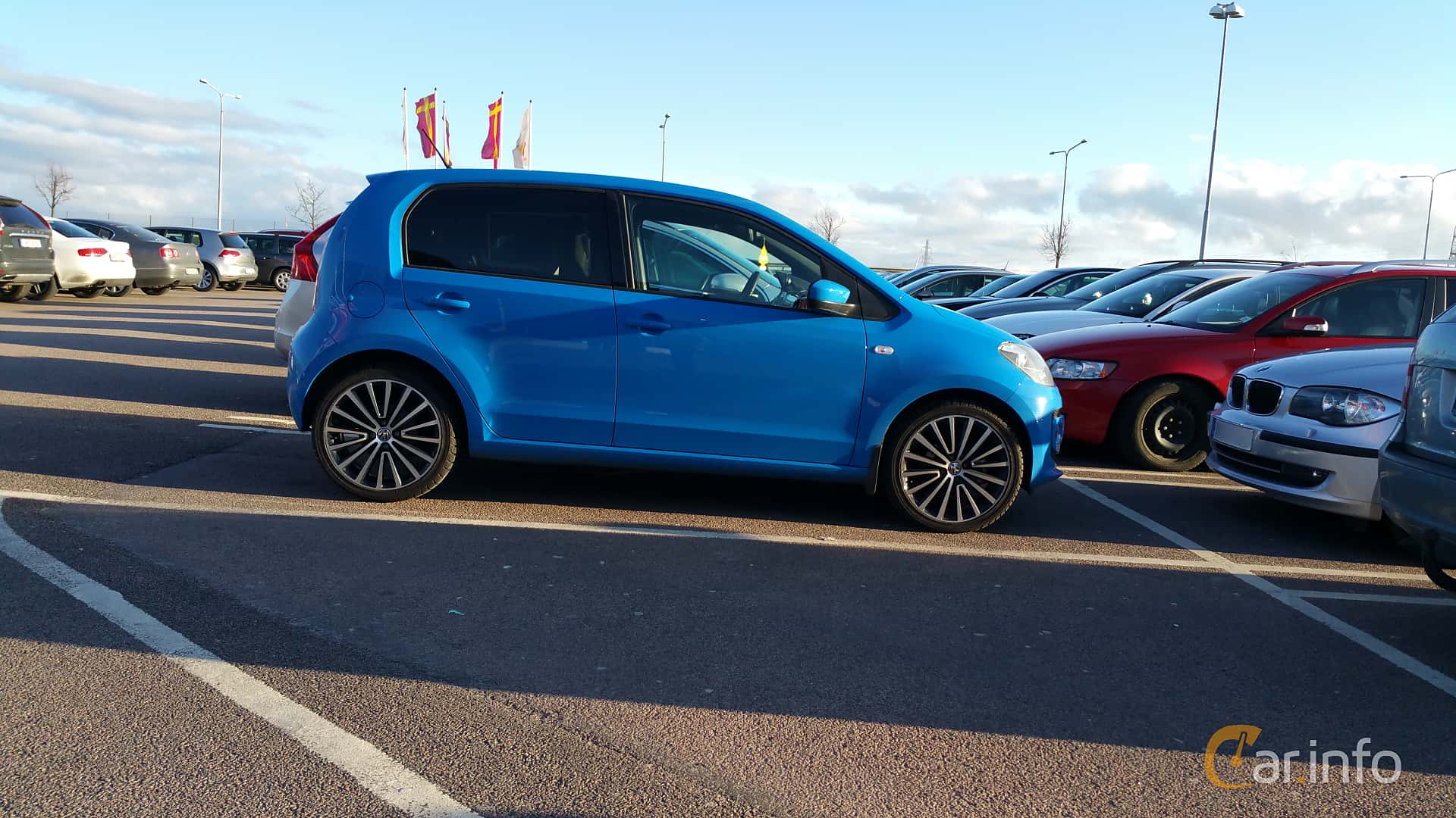 Volkswagen up! 5-door 1.0 Manual, 75hp, 2015