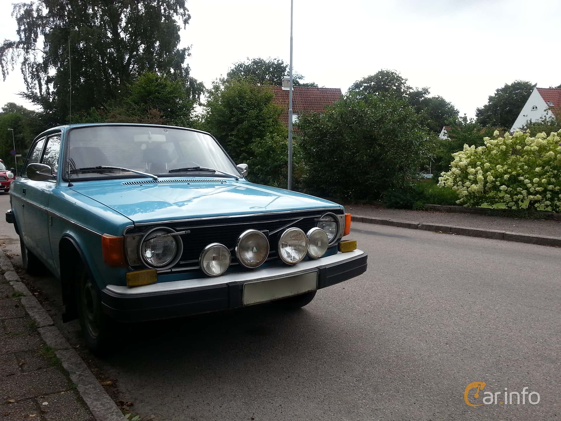 Volvo 142 2.0 Manual, 82hp, 1974
