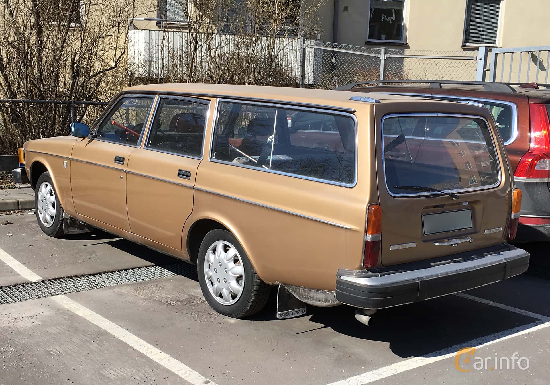 Volvo 145 2.0 Manual, 124hp, 1974