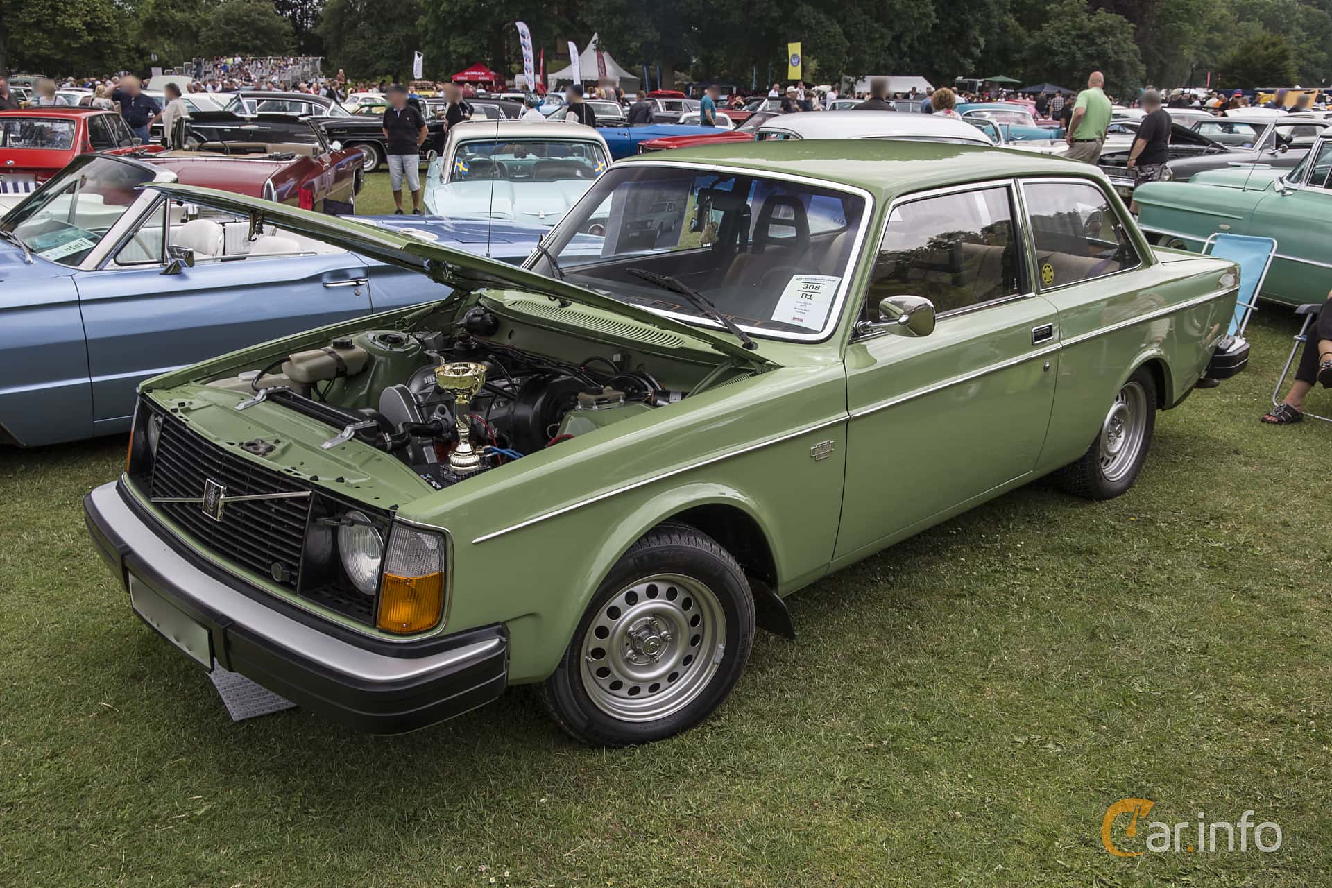 Volvo 242 2.1 Automatic, 97hp, 1975