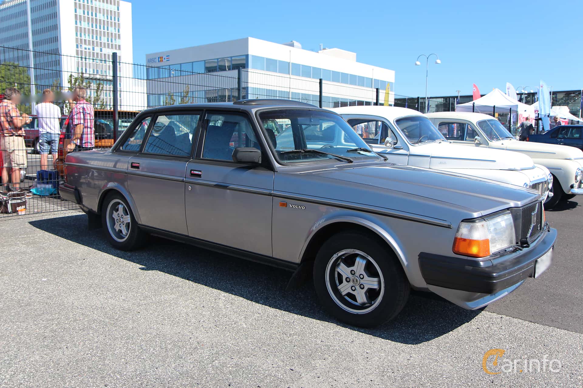 Volvo 244 2.3 Automatic, 131hp, 1984