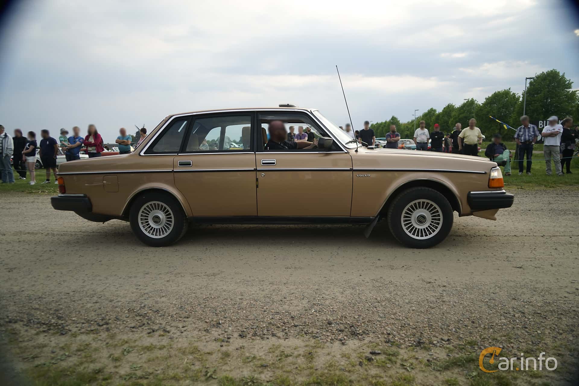 Volvo 264 2.8 V6 156hp, 1981
