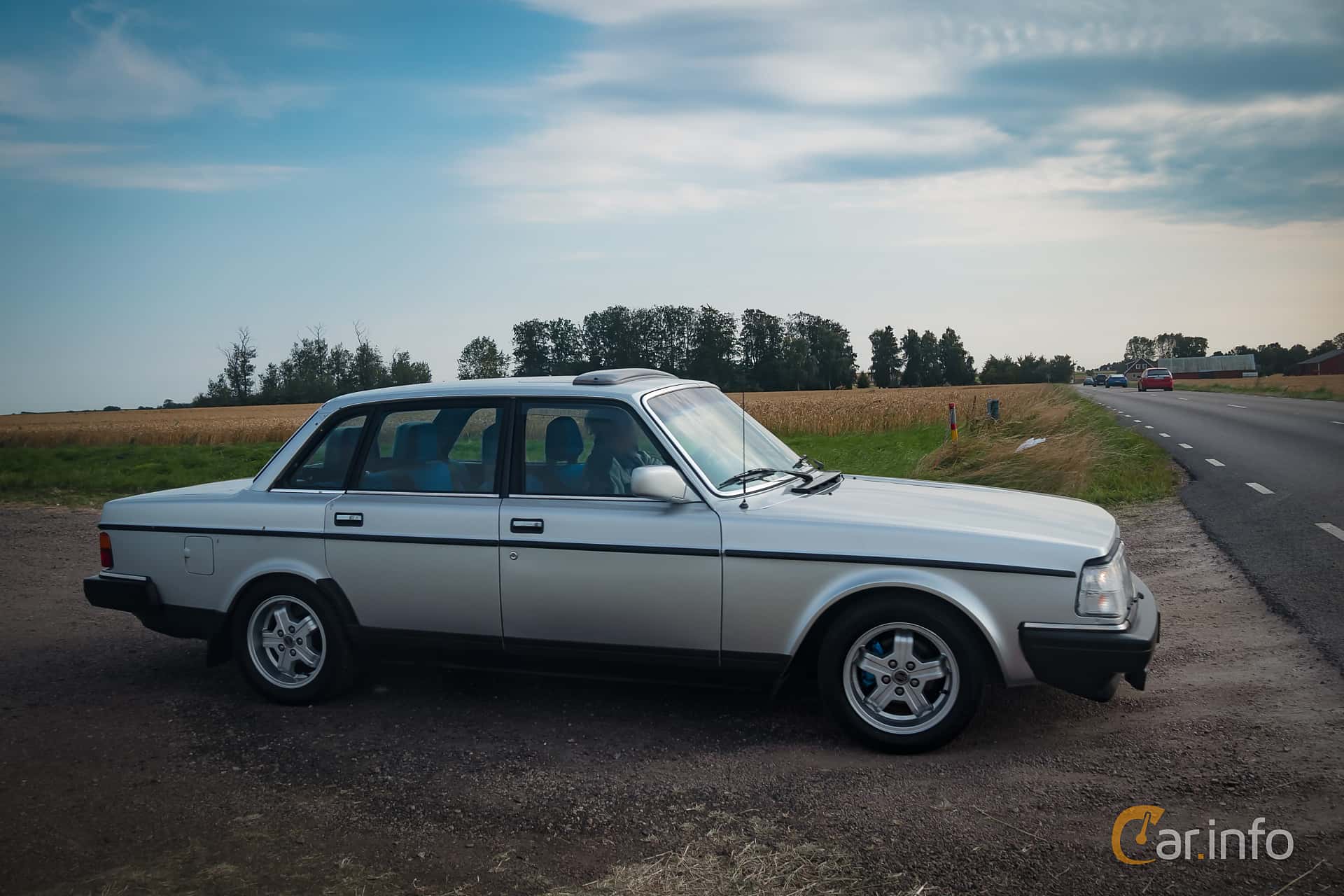 Volvo 244 1st Generation 2.3 Automatic, 3-speed