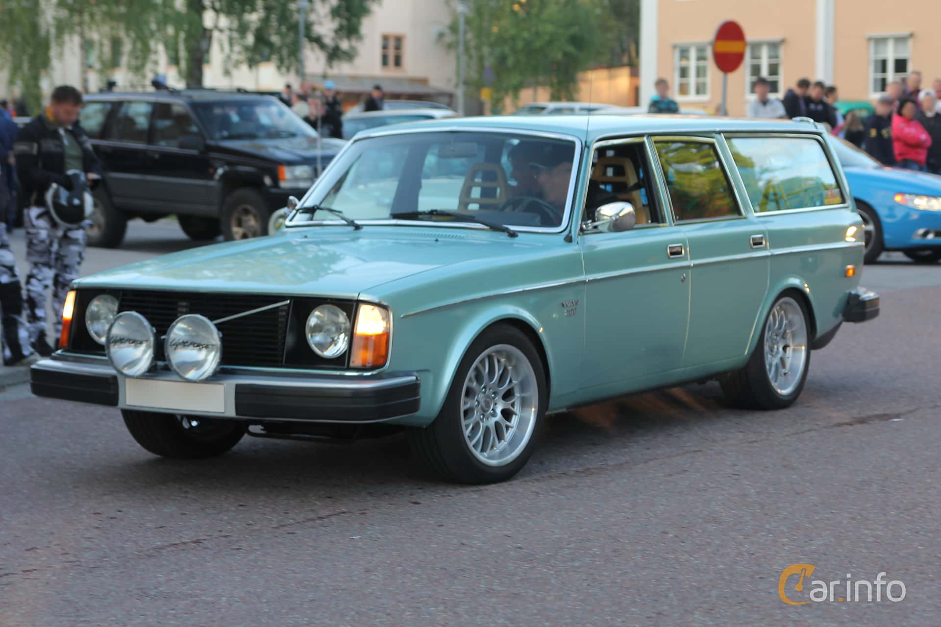Volvo 245 1.7 Automatic, 90hp, 1975