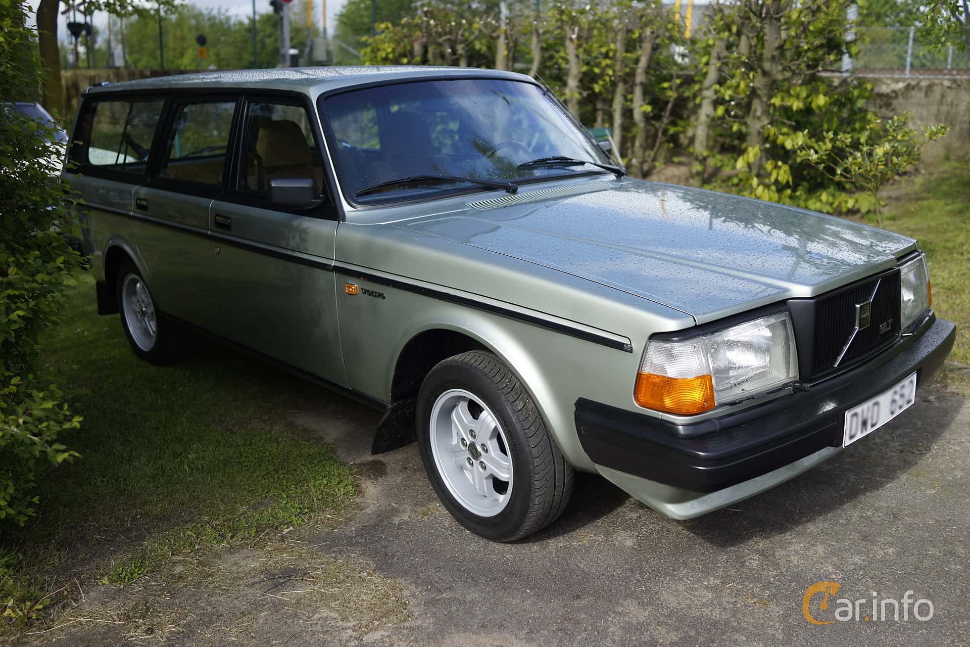 Volvo 245 2.3 131hp, 1985
