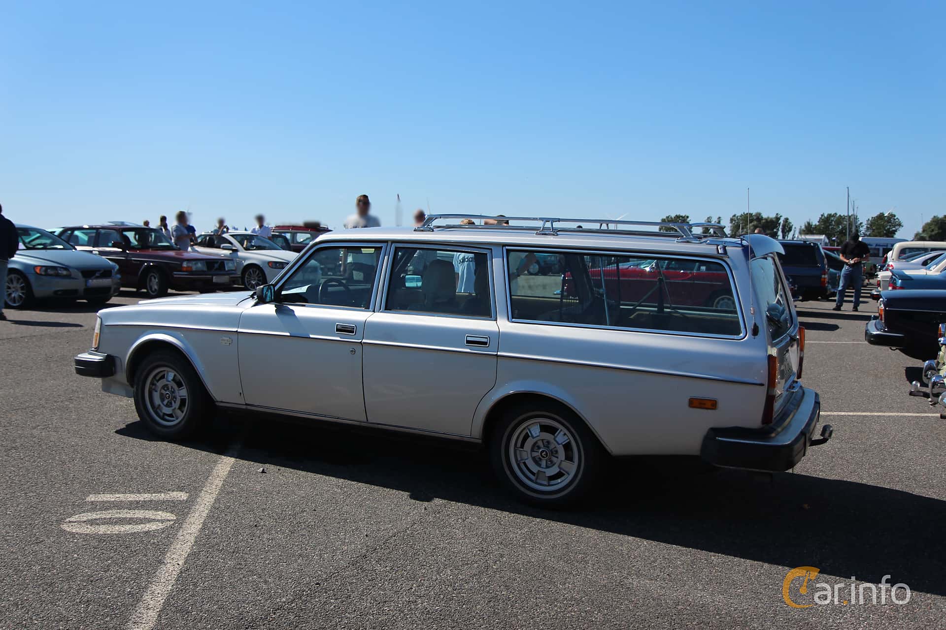 Volvo 265
