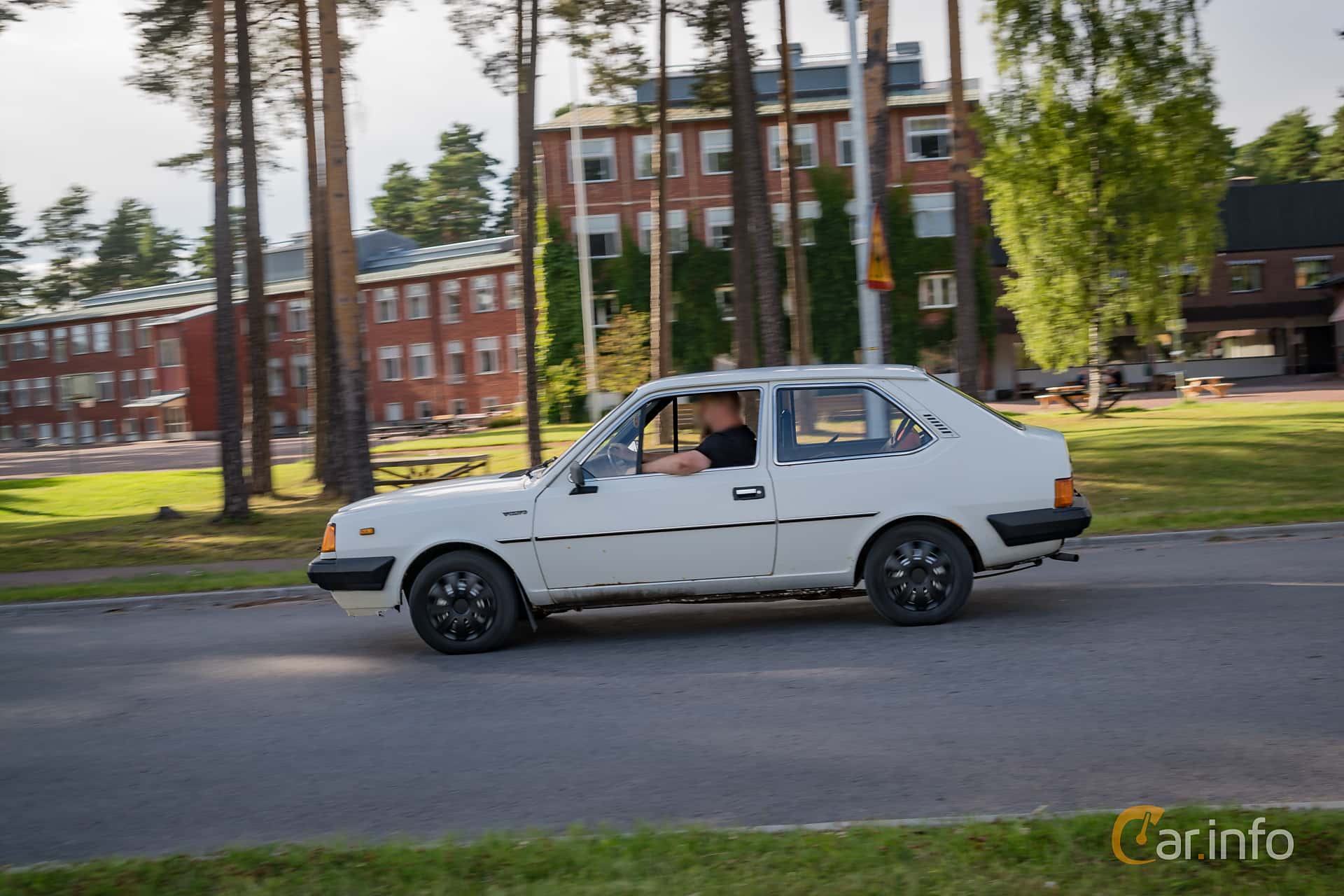 Volvo 340 3-door 1.4 Variomatic, 70hp, 1983
