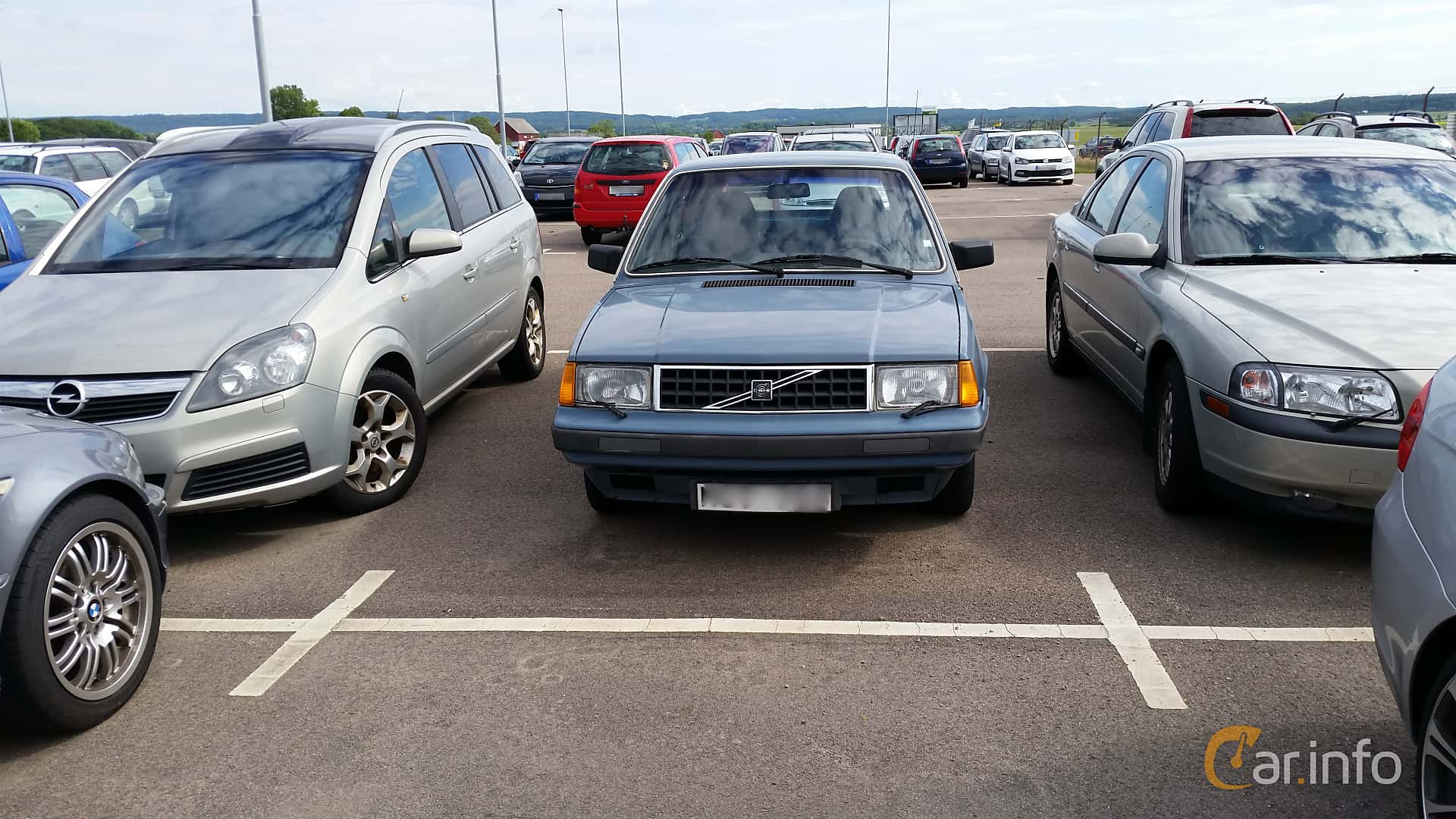 Volvo 360 5-door 2.0 Manual, 116hp, 1987