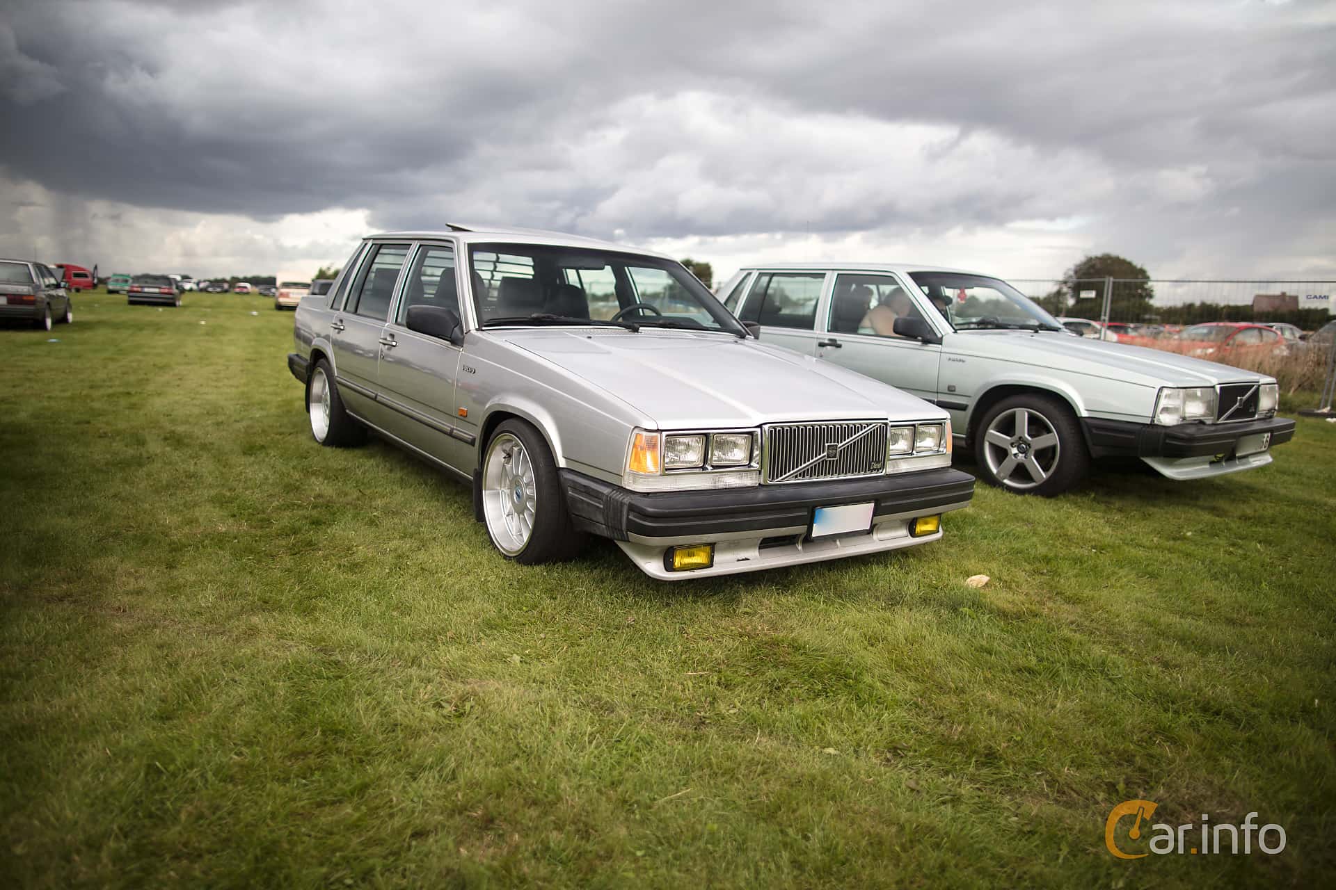 Volvo 700 2.4 1st Generation