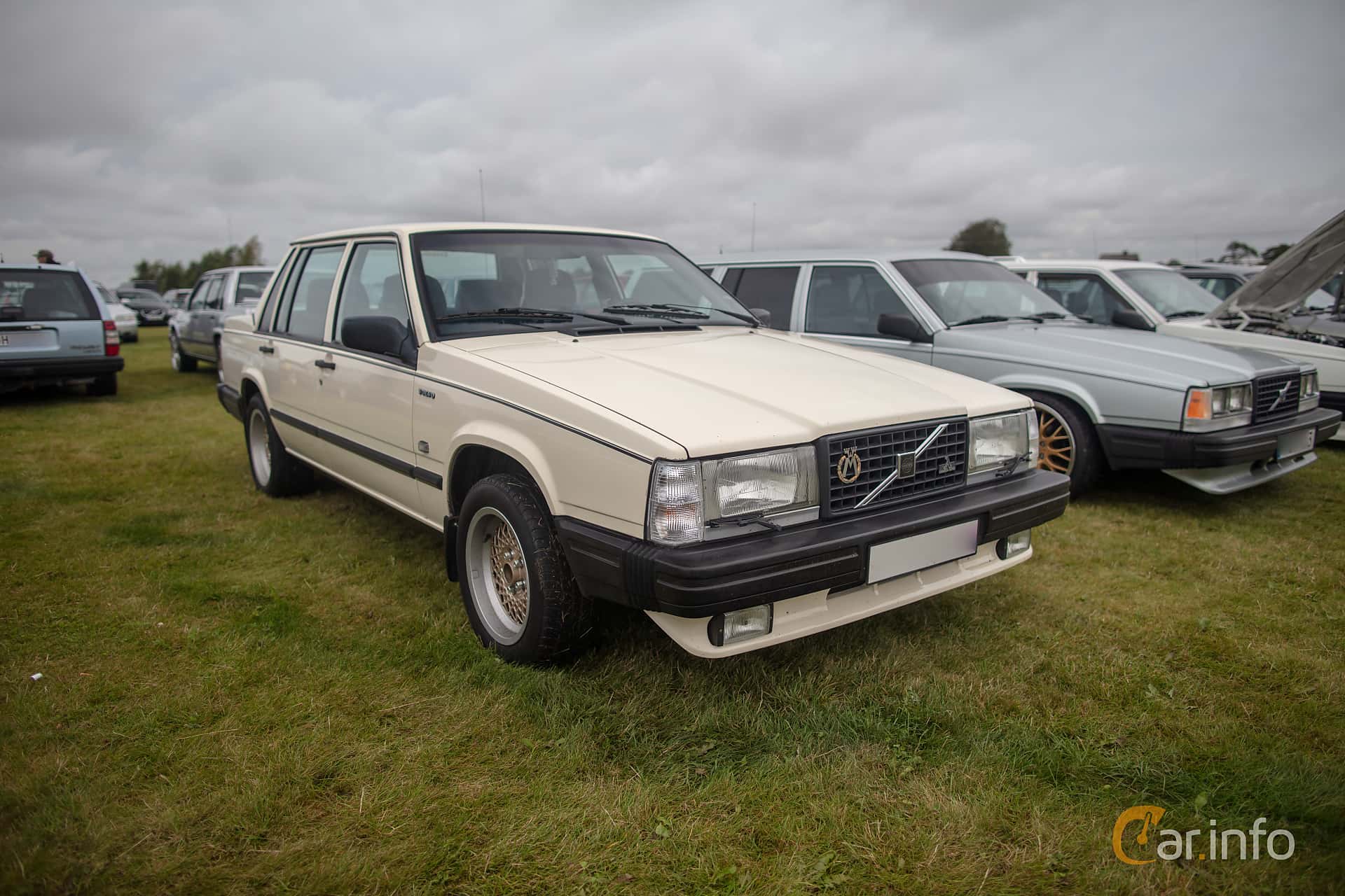 Volvo 744 2.3 155hp, 1987