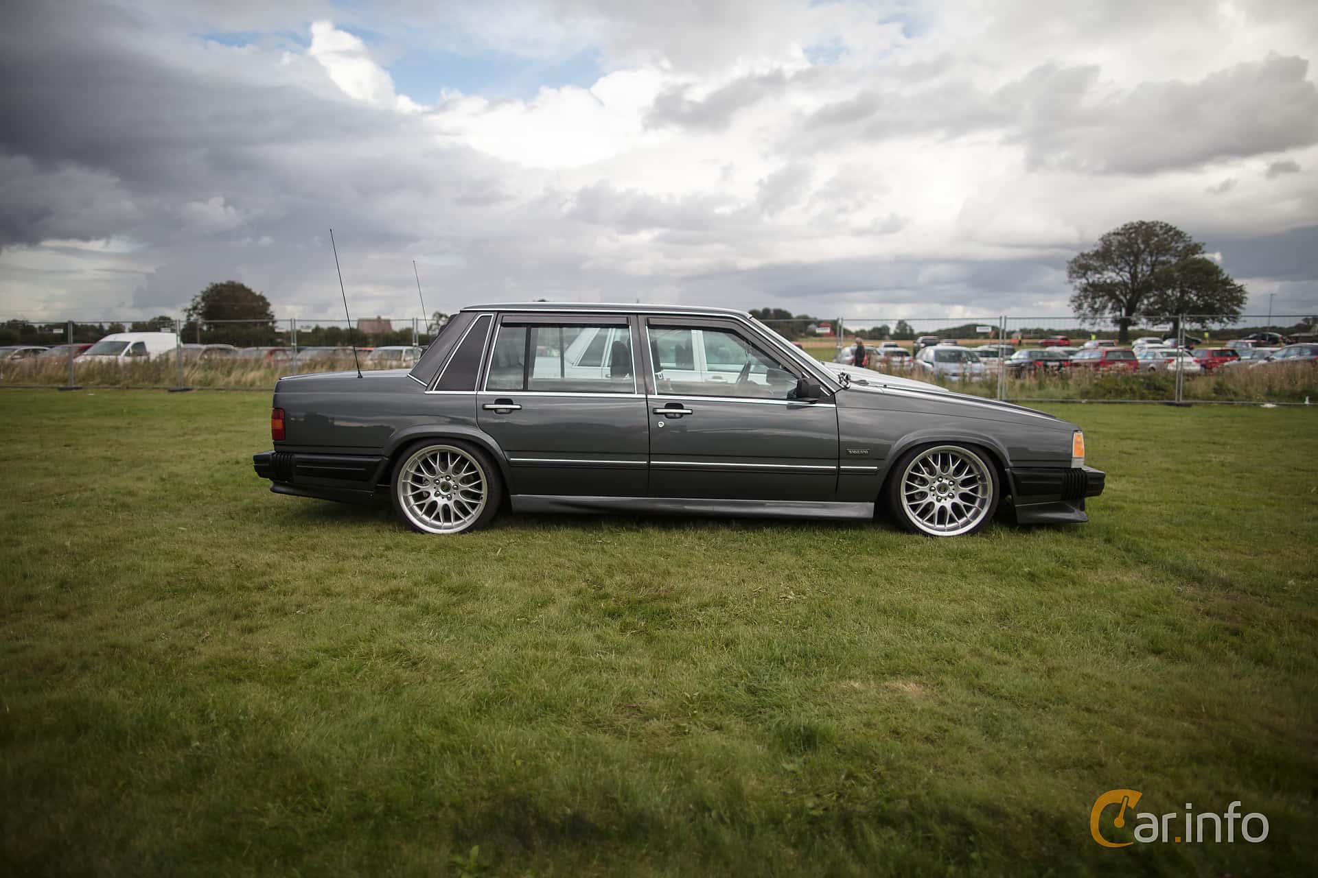 Volvo 744 1st Generation 2.3