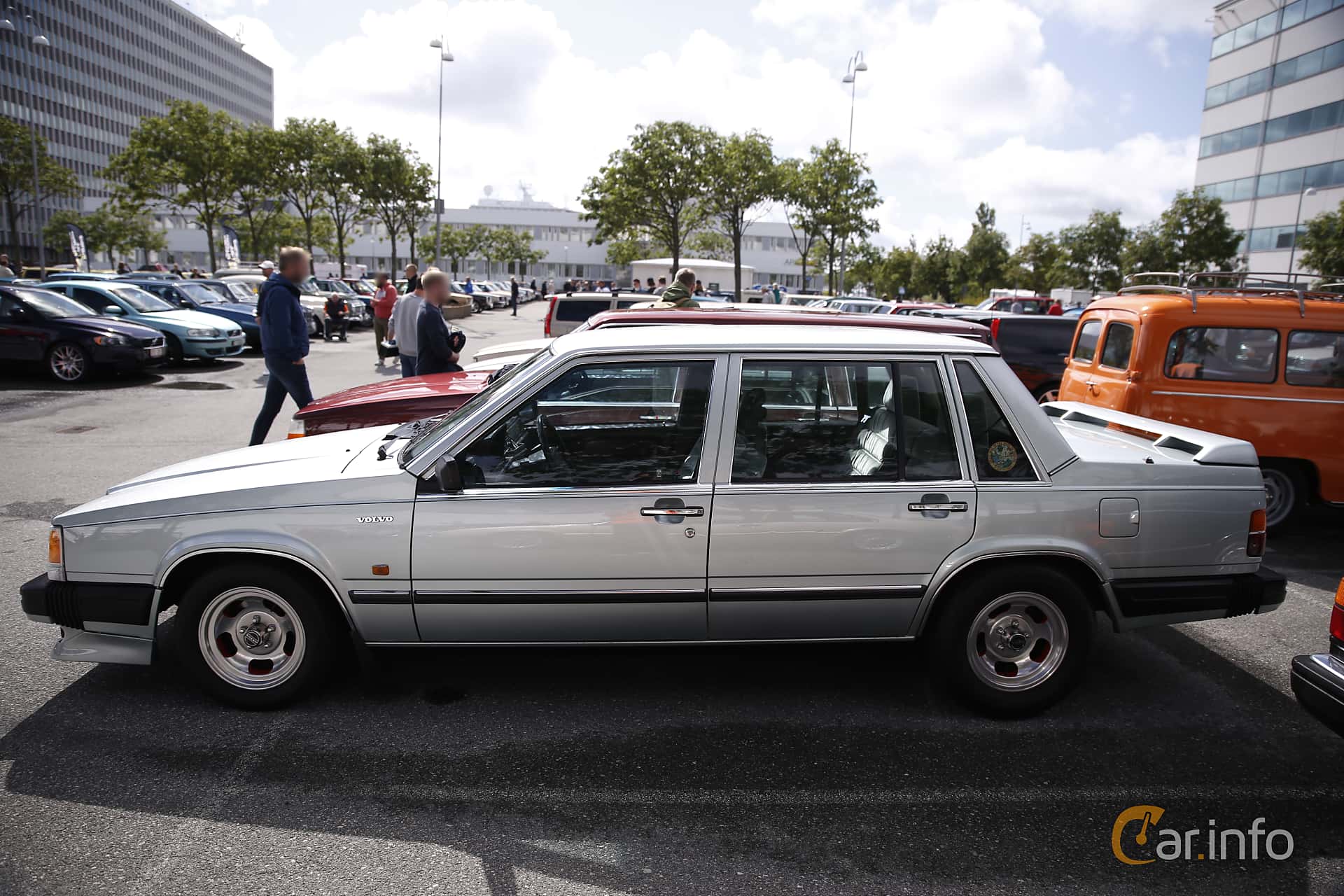Volvo 744 1st Generation 2.3 Manual, 5-speed