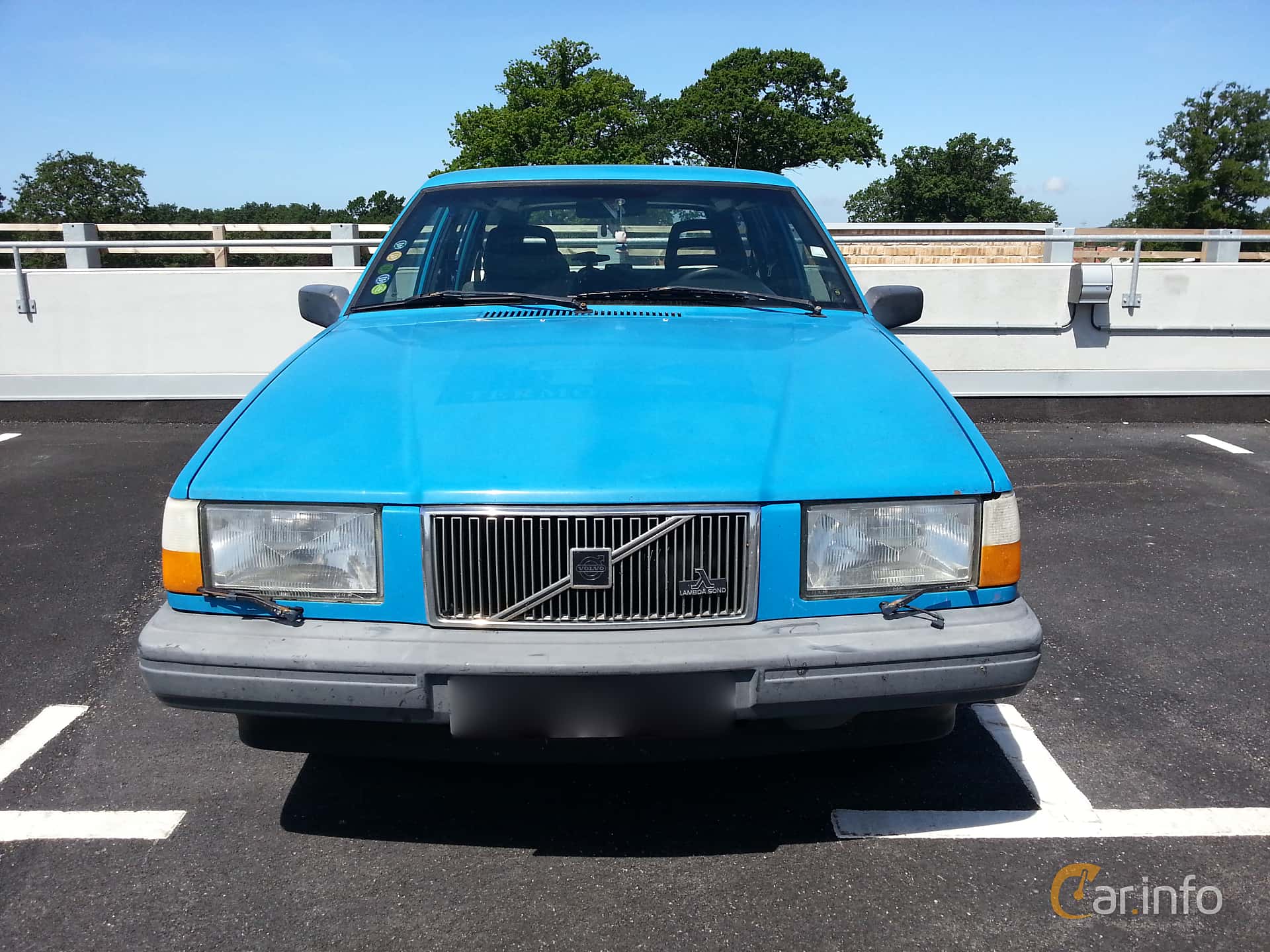 Volvo 745 2.3 Manual, 116hp, 1991