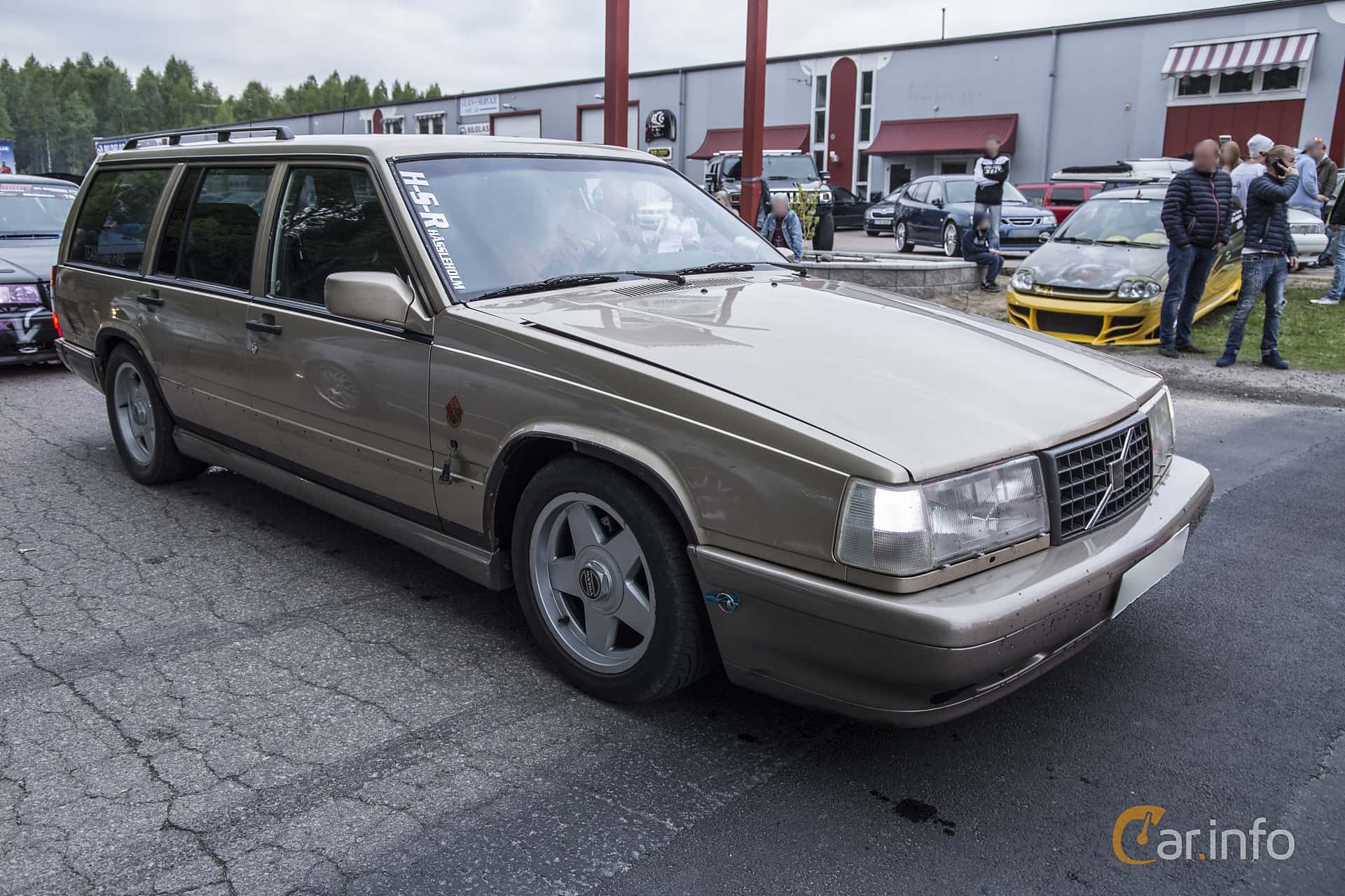 Volvo 745 1st Generation Facelift 2.3 Manual, 5-speed