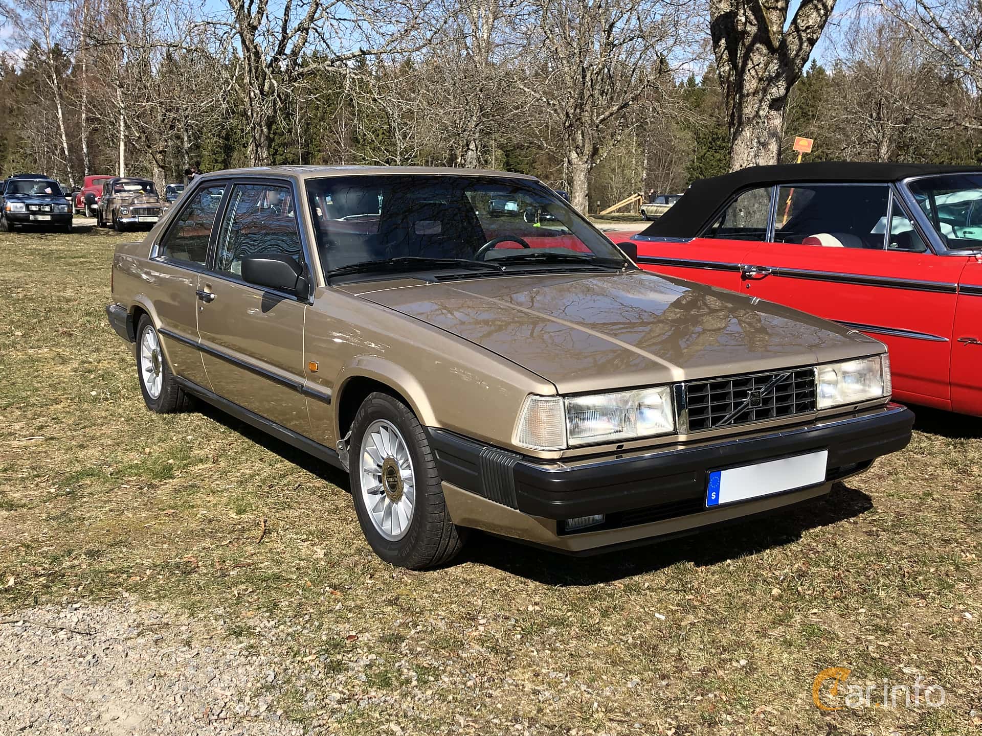 Volvo 700 2.4 1st Generation, Manual, 4-speed