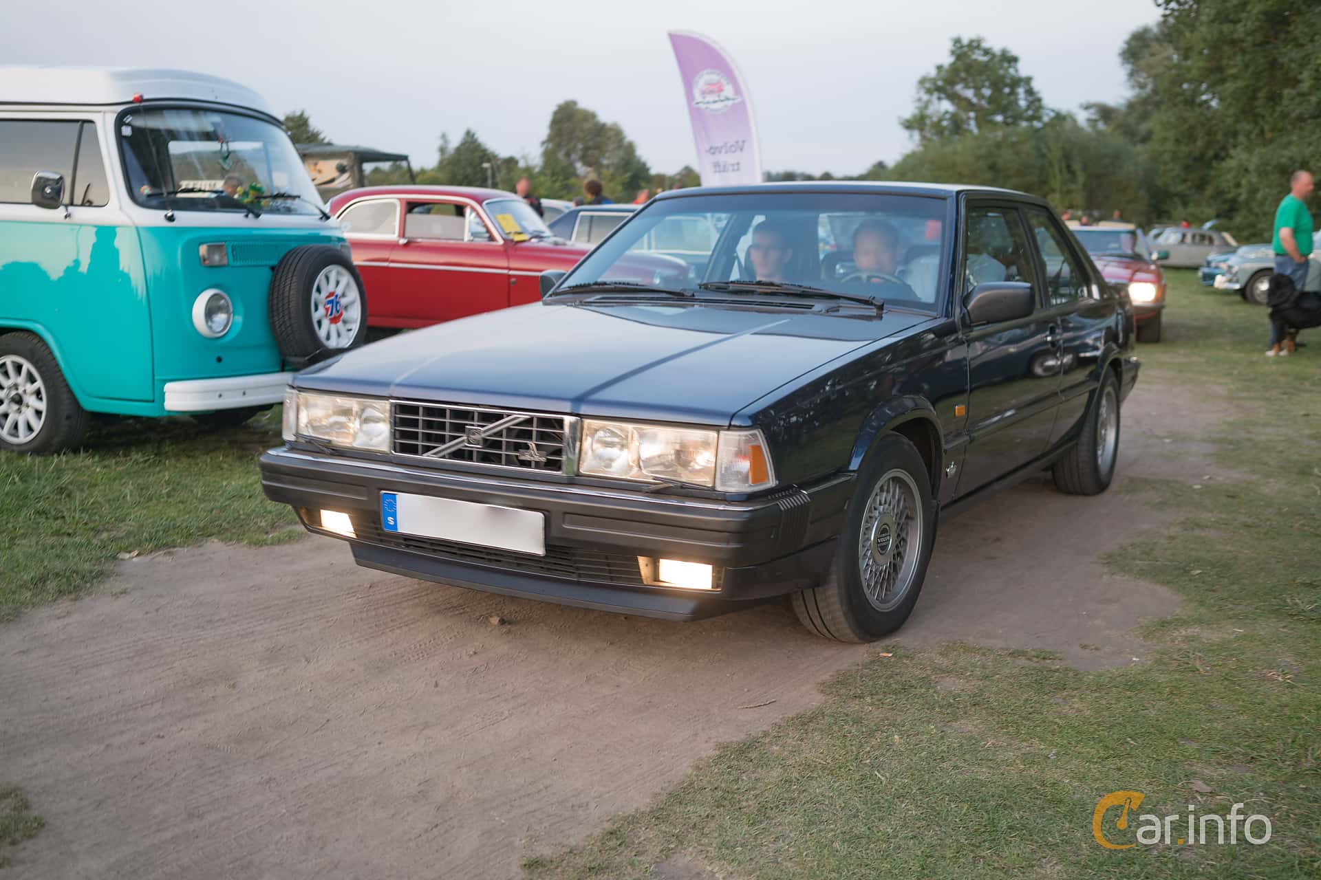 Volvo 780 2.8 V6 Automatic, 156hp, 1990