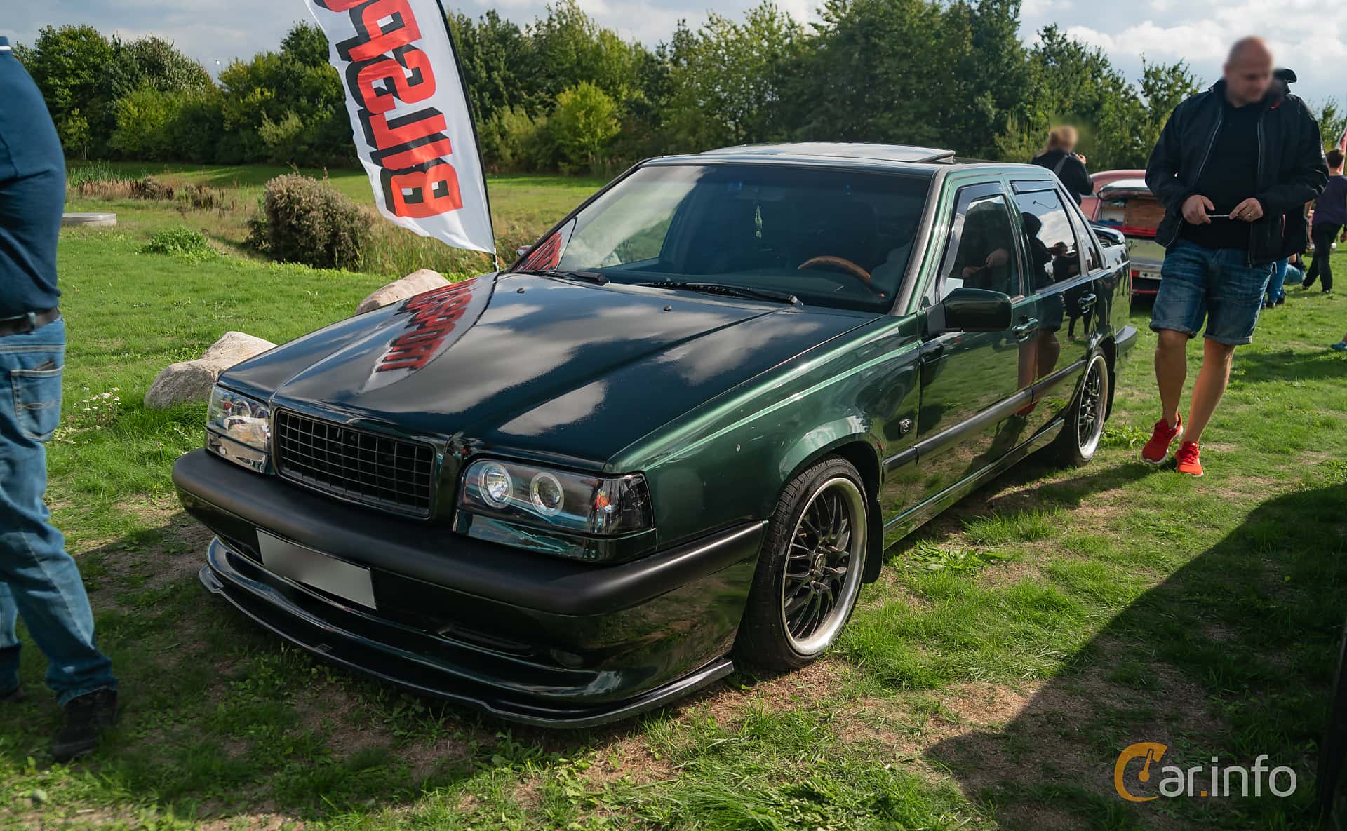 Volvo 850 Sedan 2.3 T-5 R Manual, 225hp, 1997