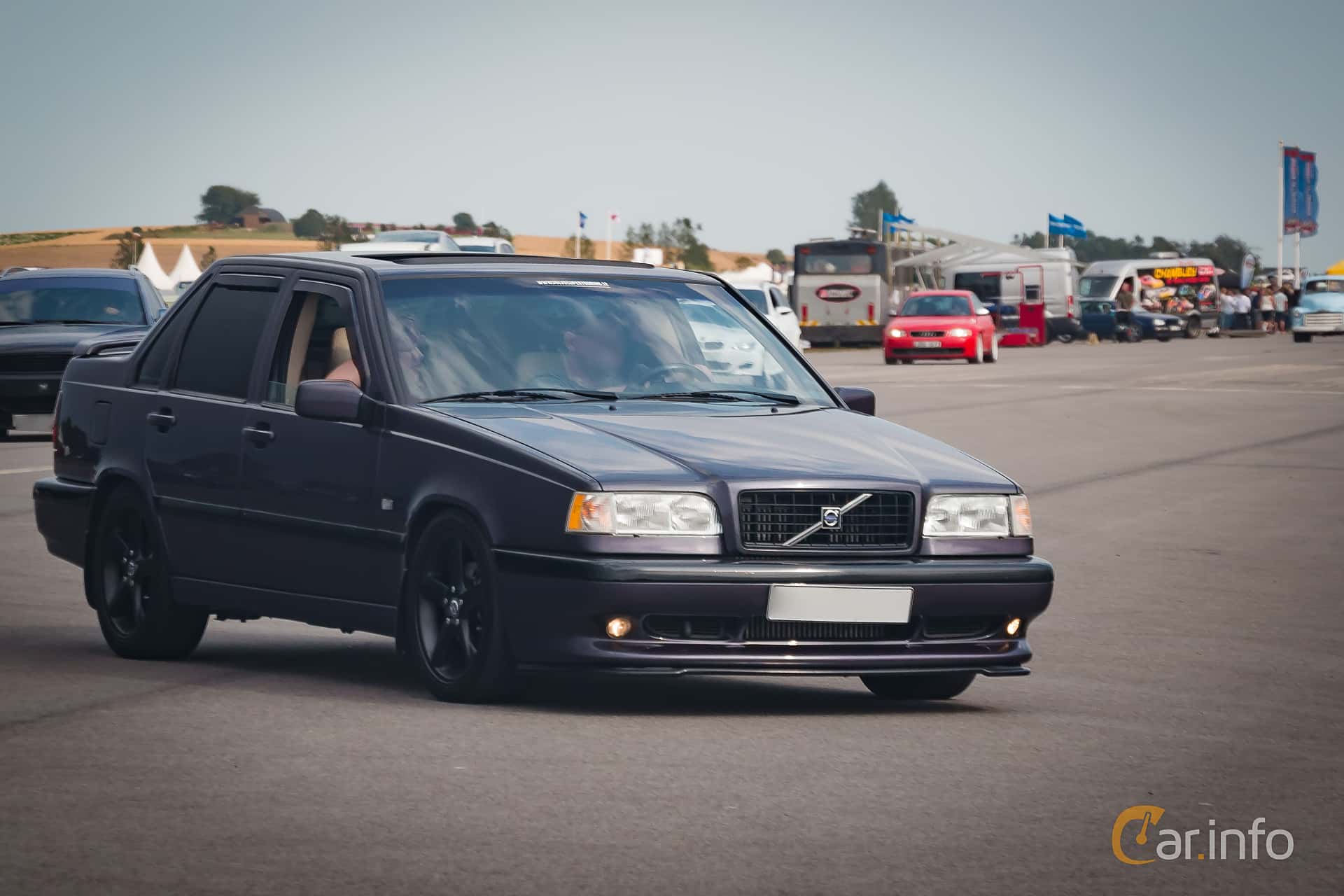 Volvo 850 Sedan 2.3 T-5 Automatic, 226hp, 1995