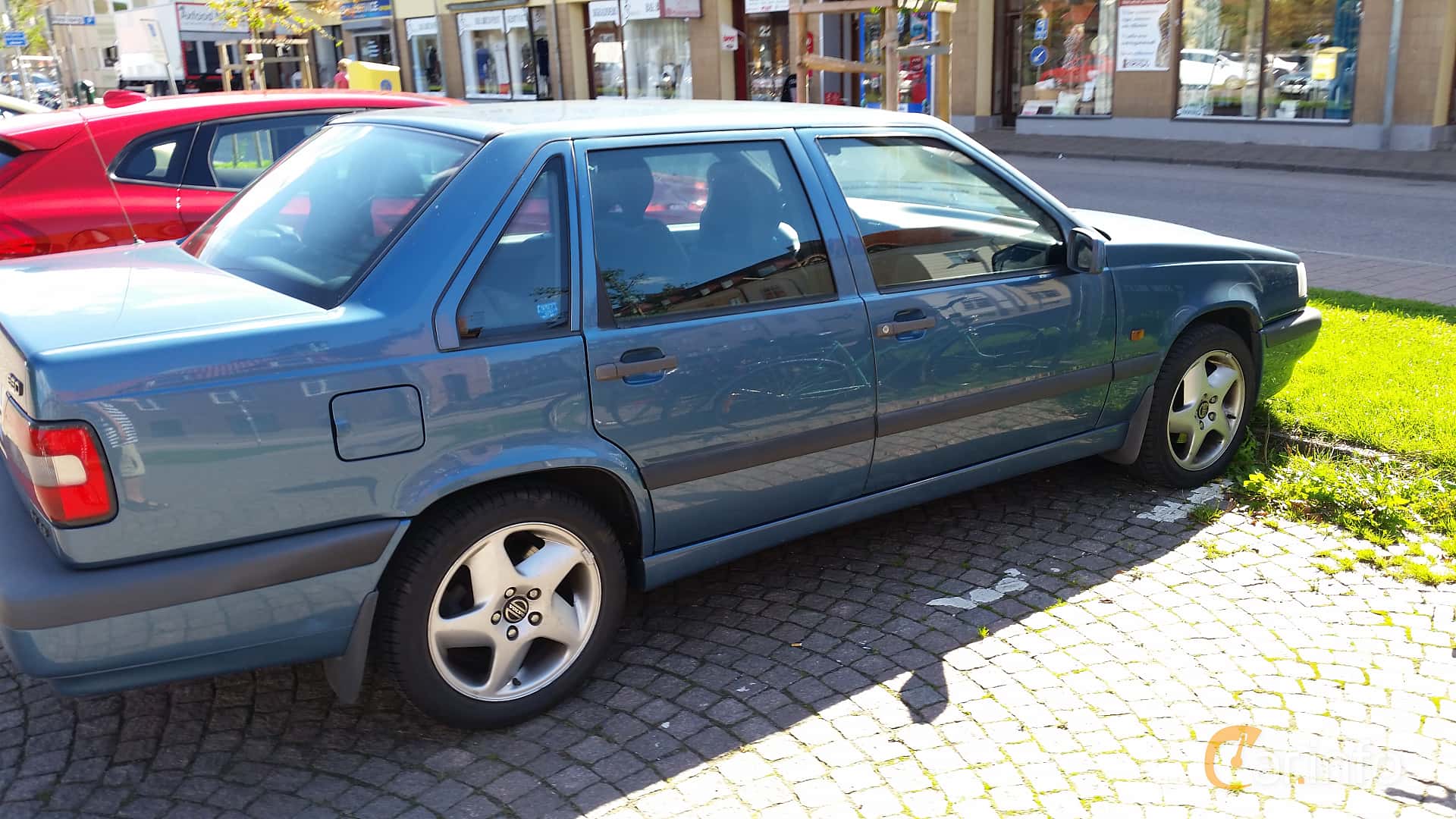 Volvo 850 Sedan 1st Generation Facelift 2.5