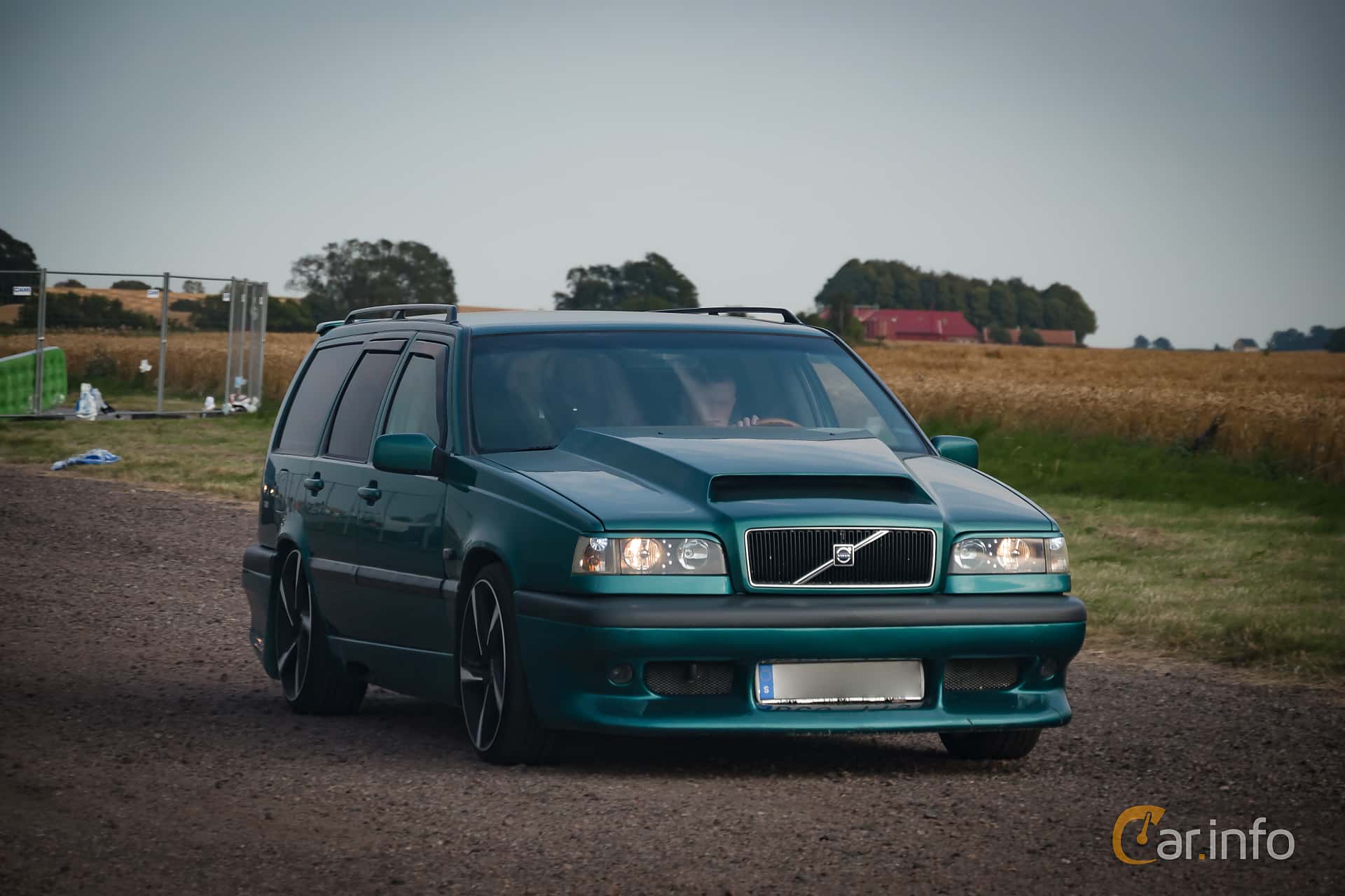 Volvo 850 Station Wagon 2.3 T-5 Manual, 226hp, 1994
