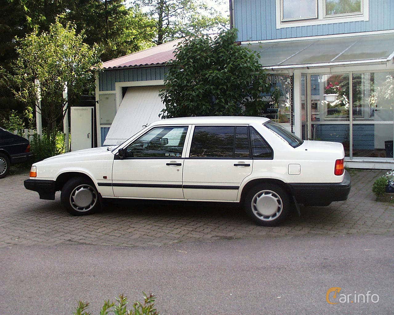 Volvo 944 2.3 Automatic, 116hp, 1993
