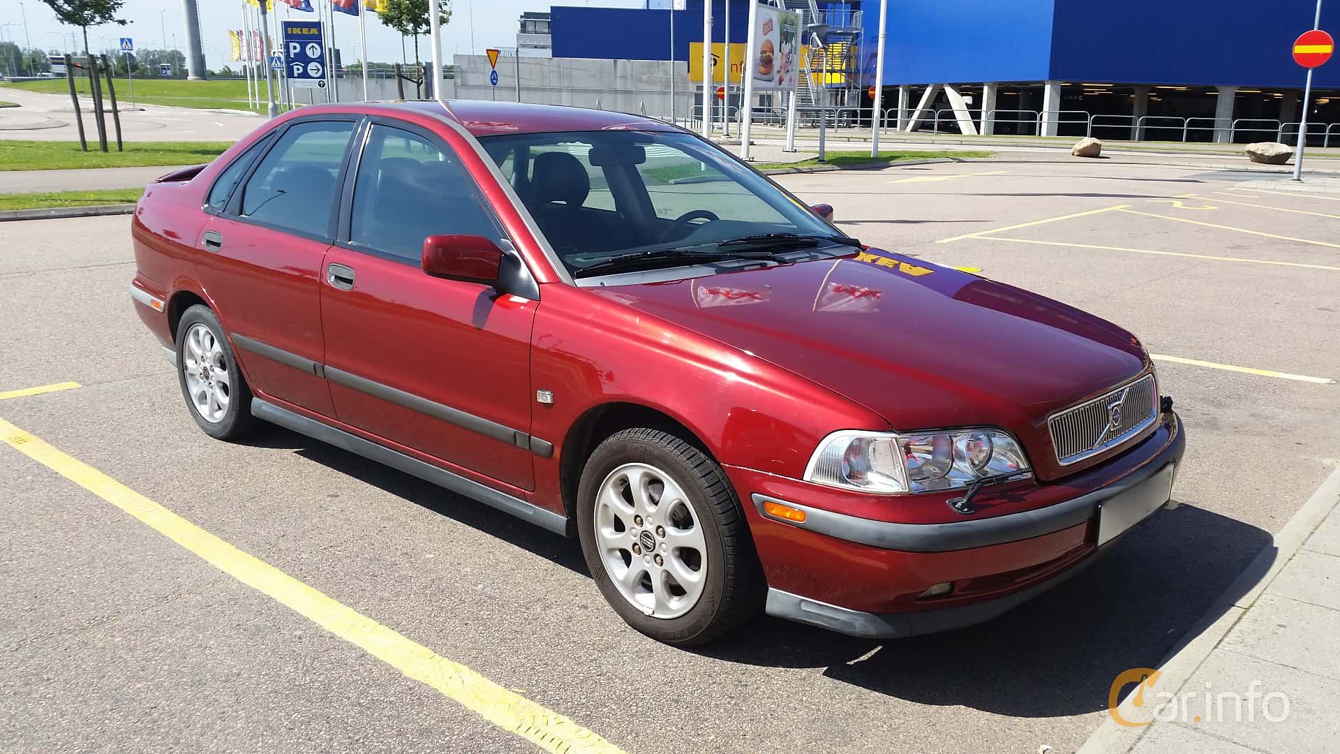 Volvo S40 generation V 1.8 Manual, 5-speed
