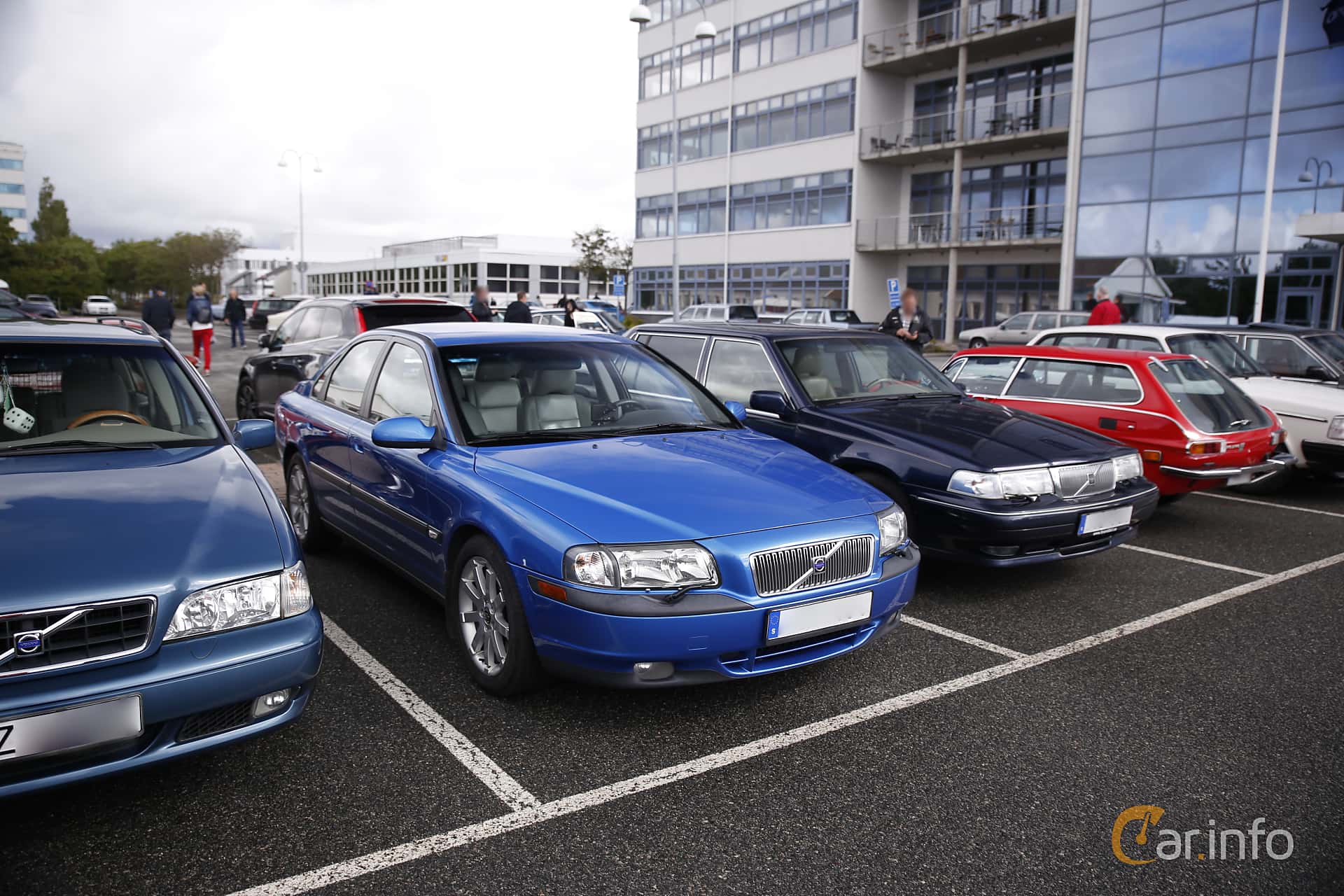 Volvo S80 2.4T Automatic, 200hp, 2001