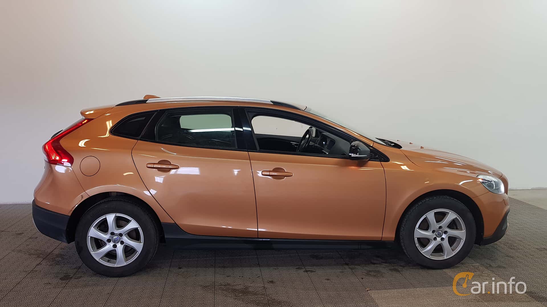 Volvo V40 Cross Country D2 Powershift, 115hp, 2013