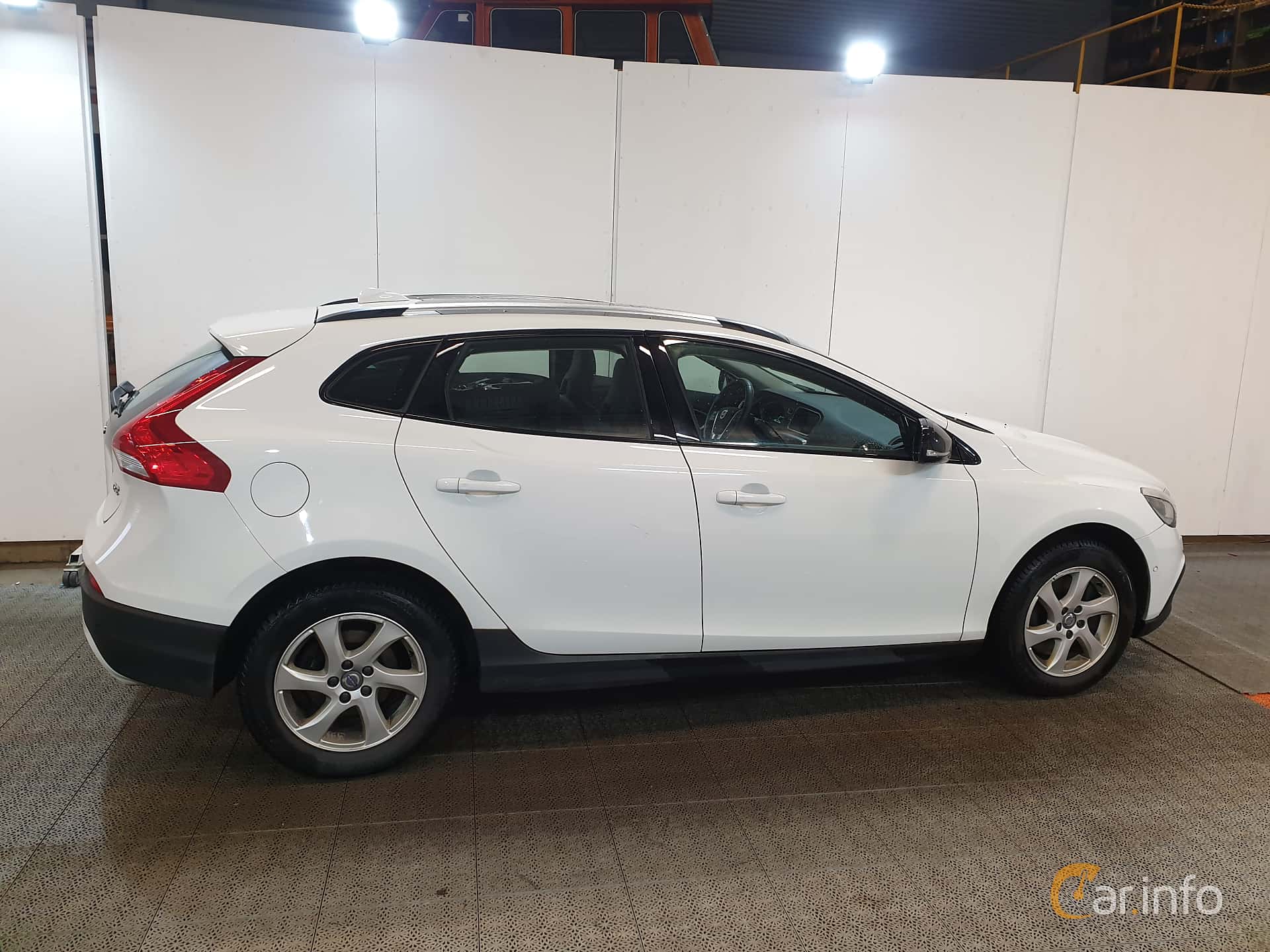Volvo V40 Cross Country D2 120hp, 2015