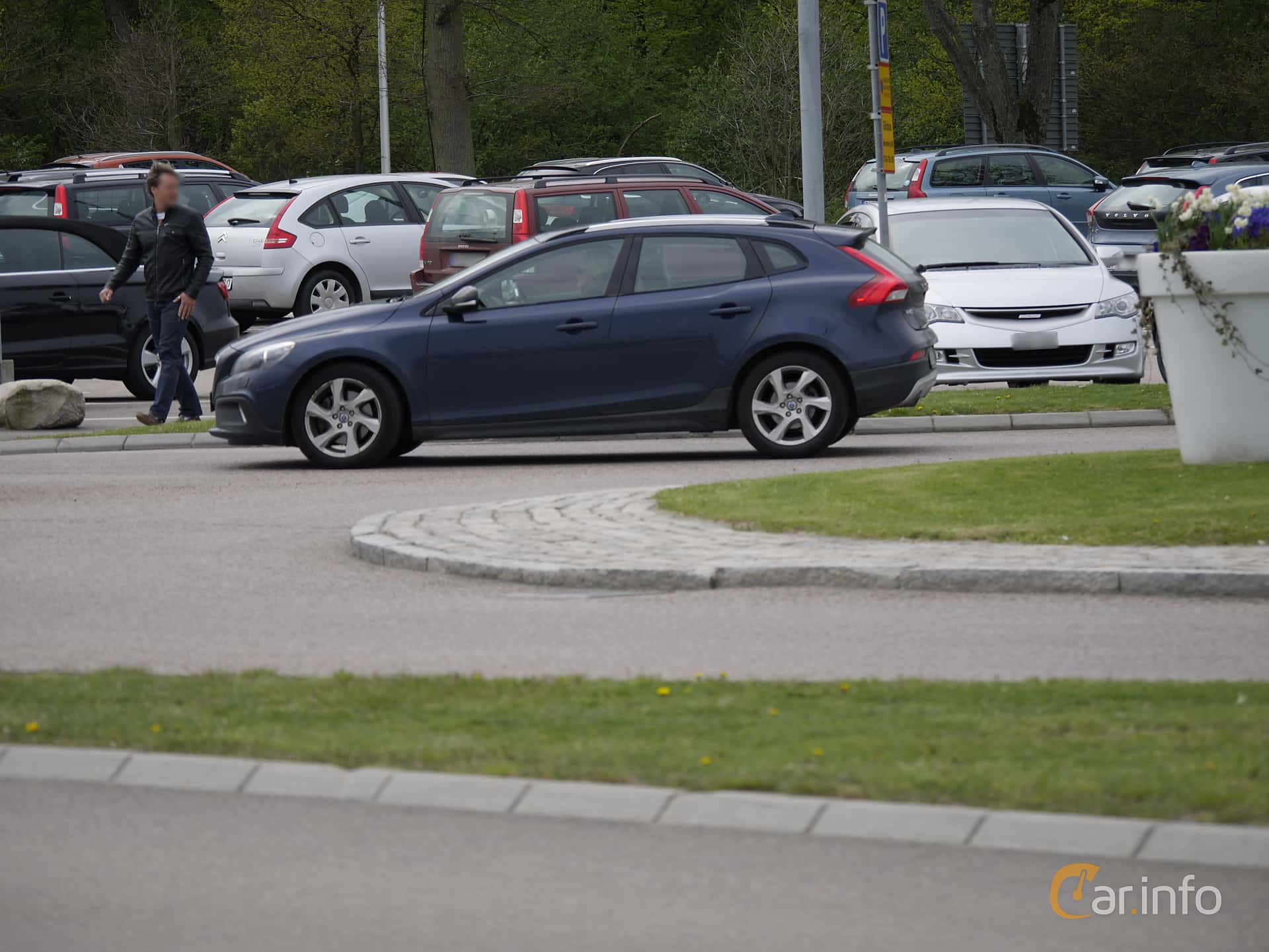 Volvo V40 Cross Country D4 177hp, 2014