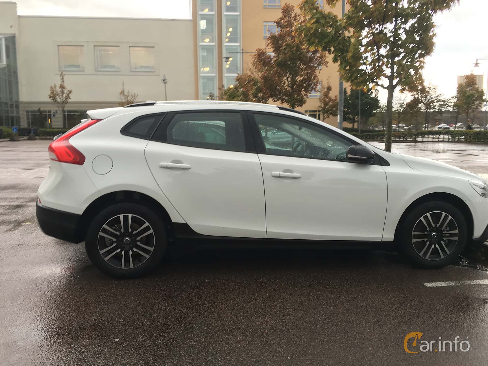 Volvo V40 Cross Country D2 120hp, 2017
