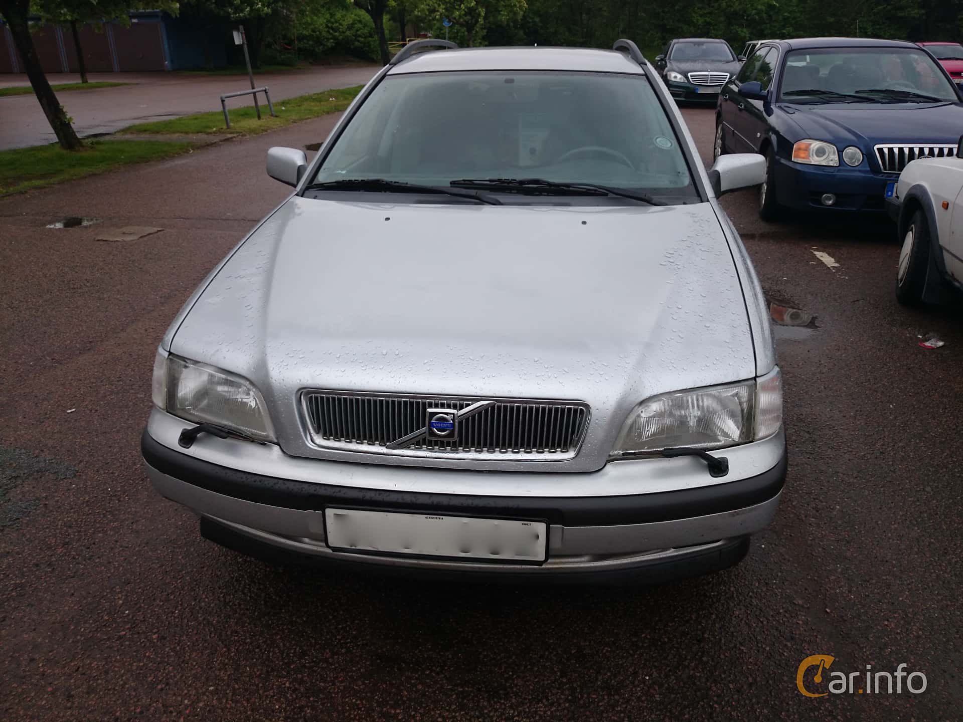 Volvo V40 2.0 Manual, 140hp, 1999