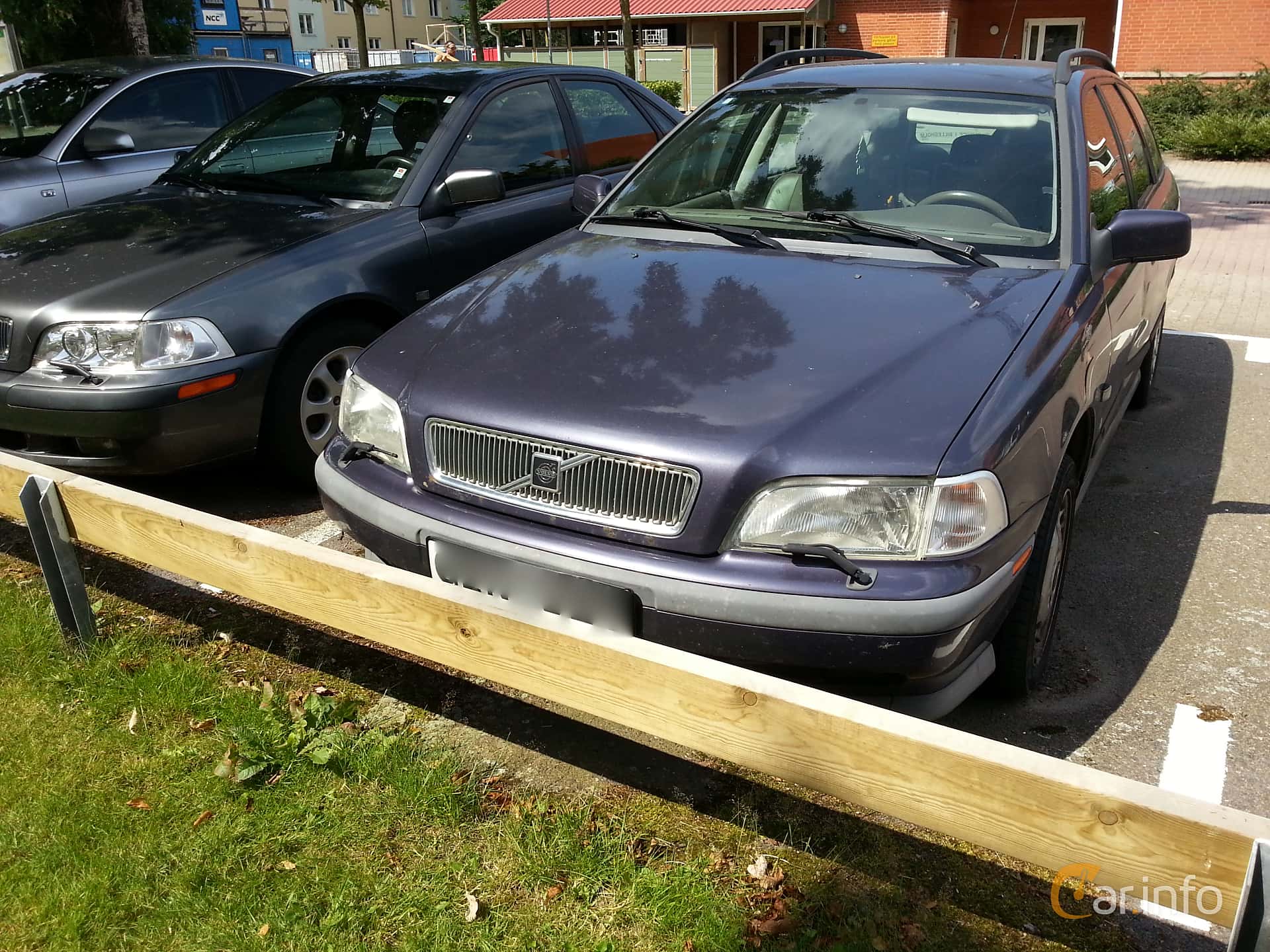 Volvo V40 1.8i Manual, 125hp, 1998